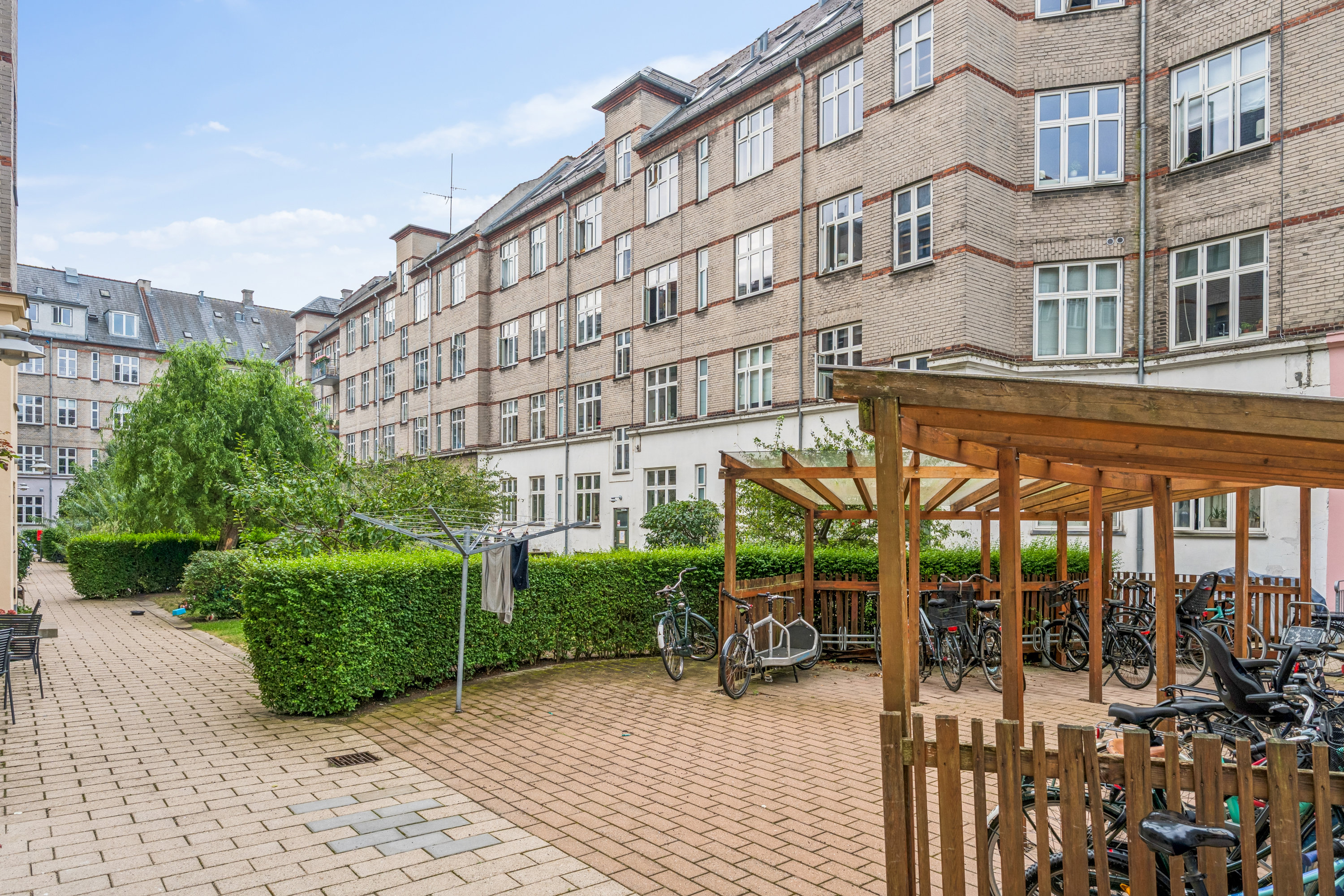 Fremhævet ejendom 1 billede i fuldskærmstilstand. Billede af Vejrøgade 5, 2. tv., 2100 København Ø