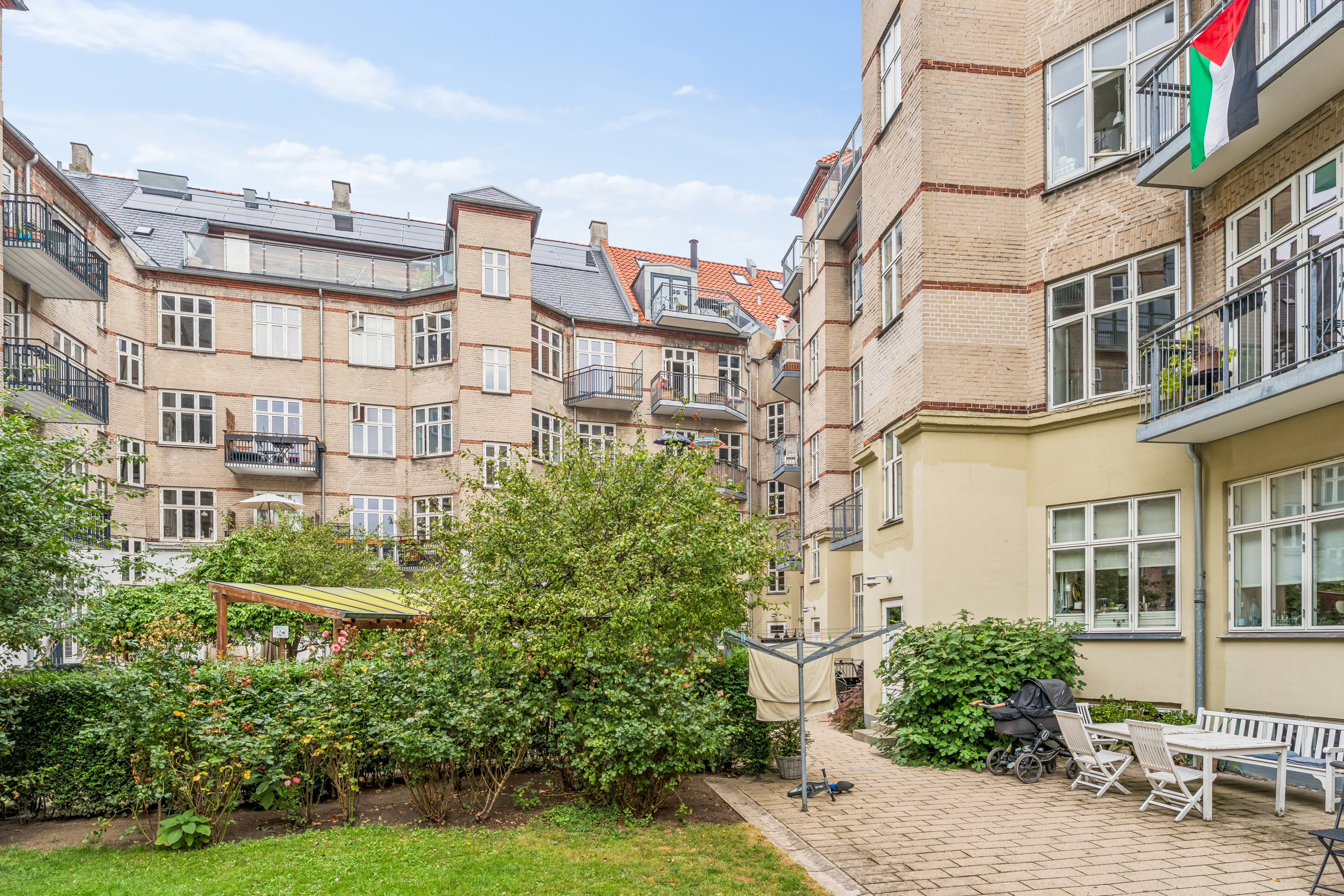 Fremhævet ejendom 1 billede i fuldskærmstilstand. Billede af Vejrøgade 5, 2. tv., 2100 København Ø