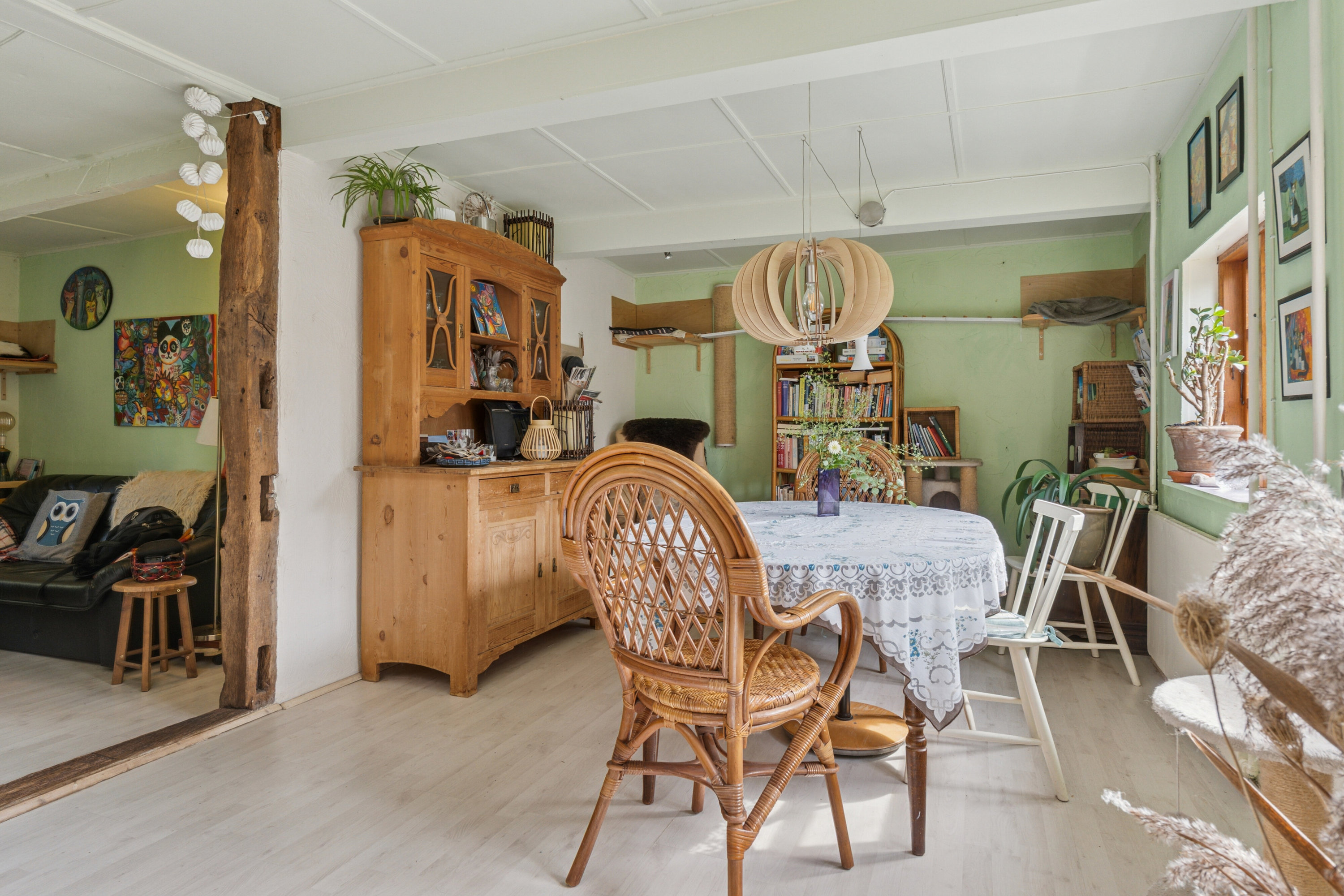 Fremhævet spisestue billede i fuldskærmstilstand. Billede af Bøllemosen 10, 5771 Stenstrup