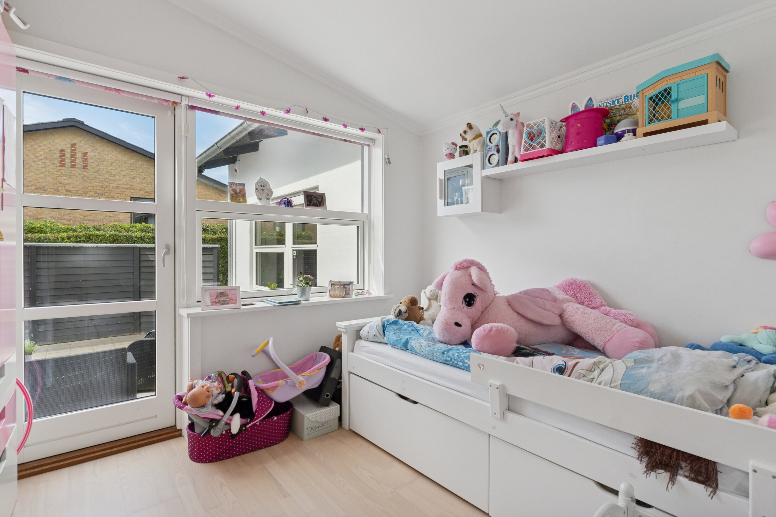 Fremhævet soveværelse billede i fuldskærmstilstand. Billede af Frejasvej 6, 9800 Hjørring