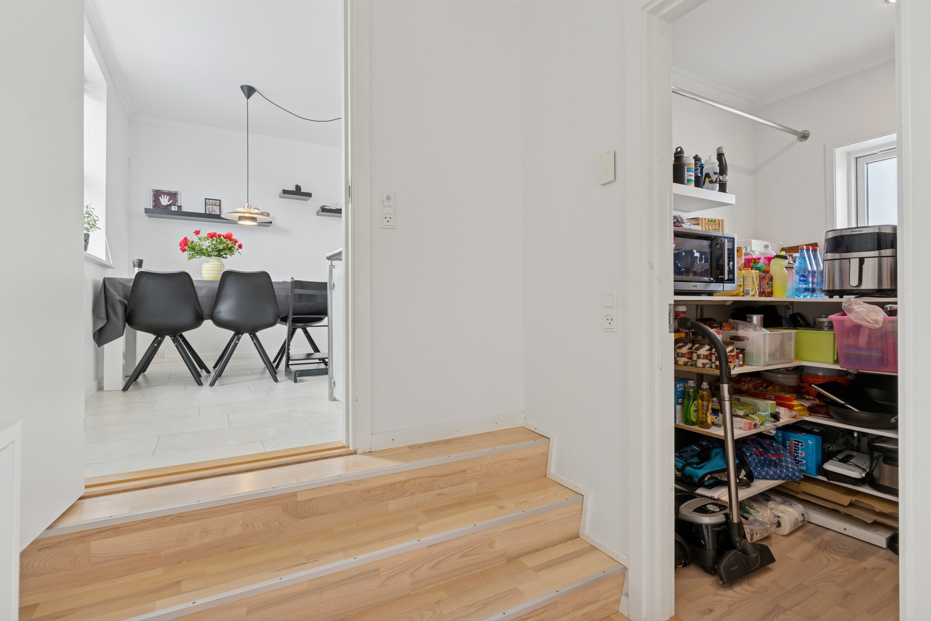 Fremhævet gang billede i fuldskærmstilstand. Billede af Frejasvej 6, 9800 Hjørring