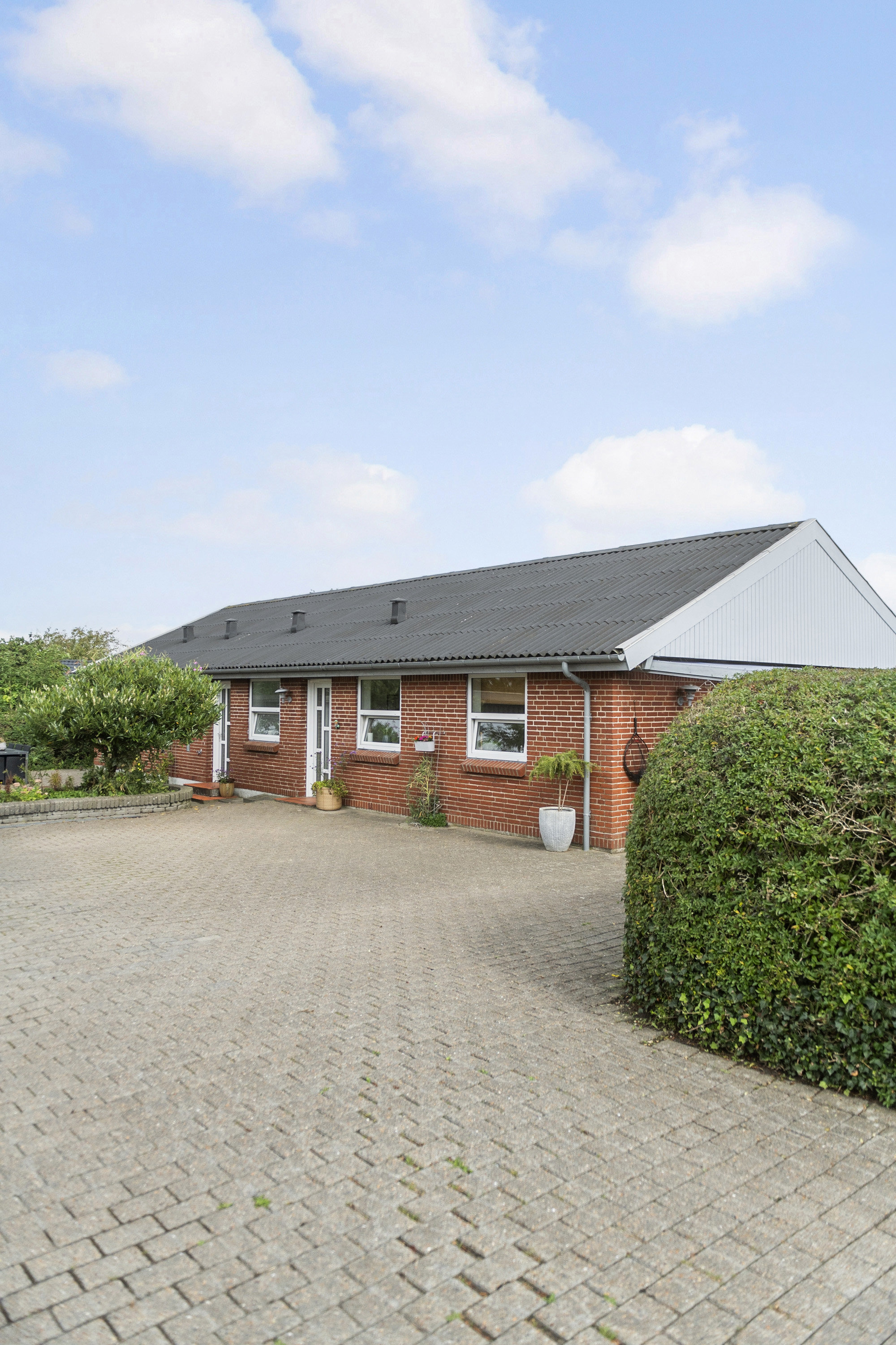 Fremhævet ejendommen billede i fuldskærmstilstand. Billede af Fyrrelunden 64, 6705 Esbjerg Ø