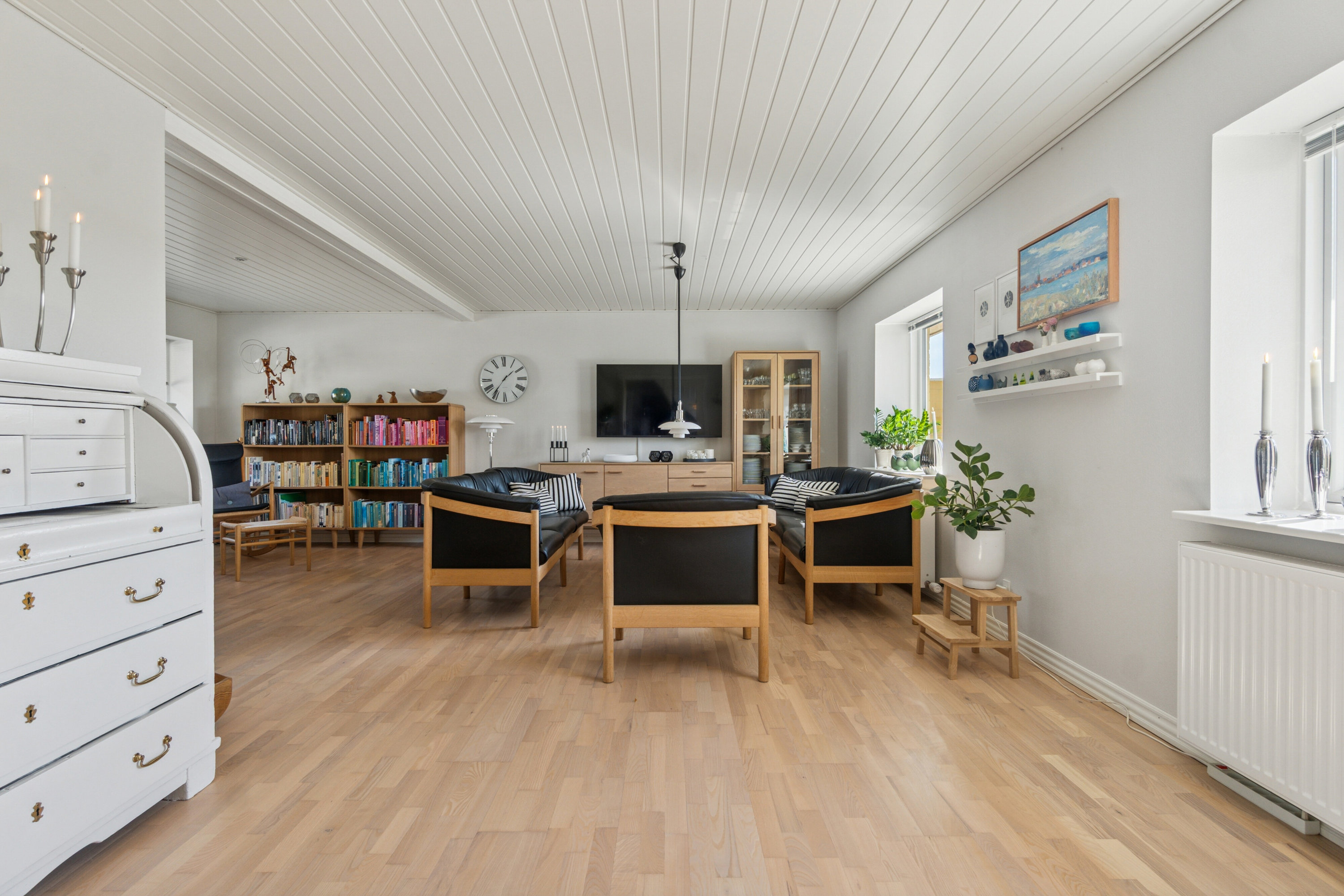 Fremhævet stue billede i fuldskærmstilstand. Billede af Frimervej 1, 7742 Vesløs