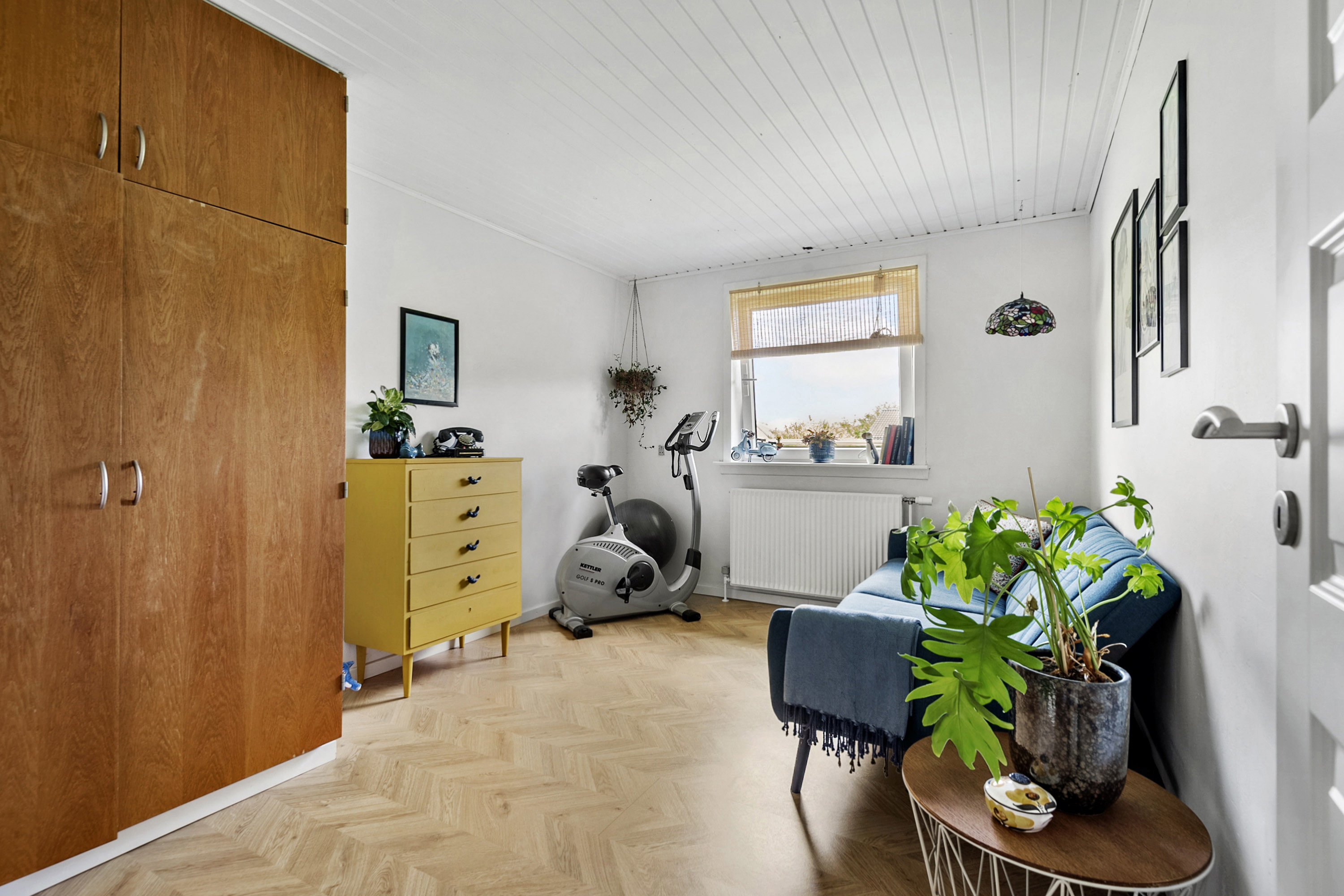 Fremhævet stue billede i fuldskærmstilstand. Billede af Fyrrelunden 64, 6705 Esbjerg Ø