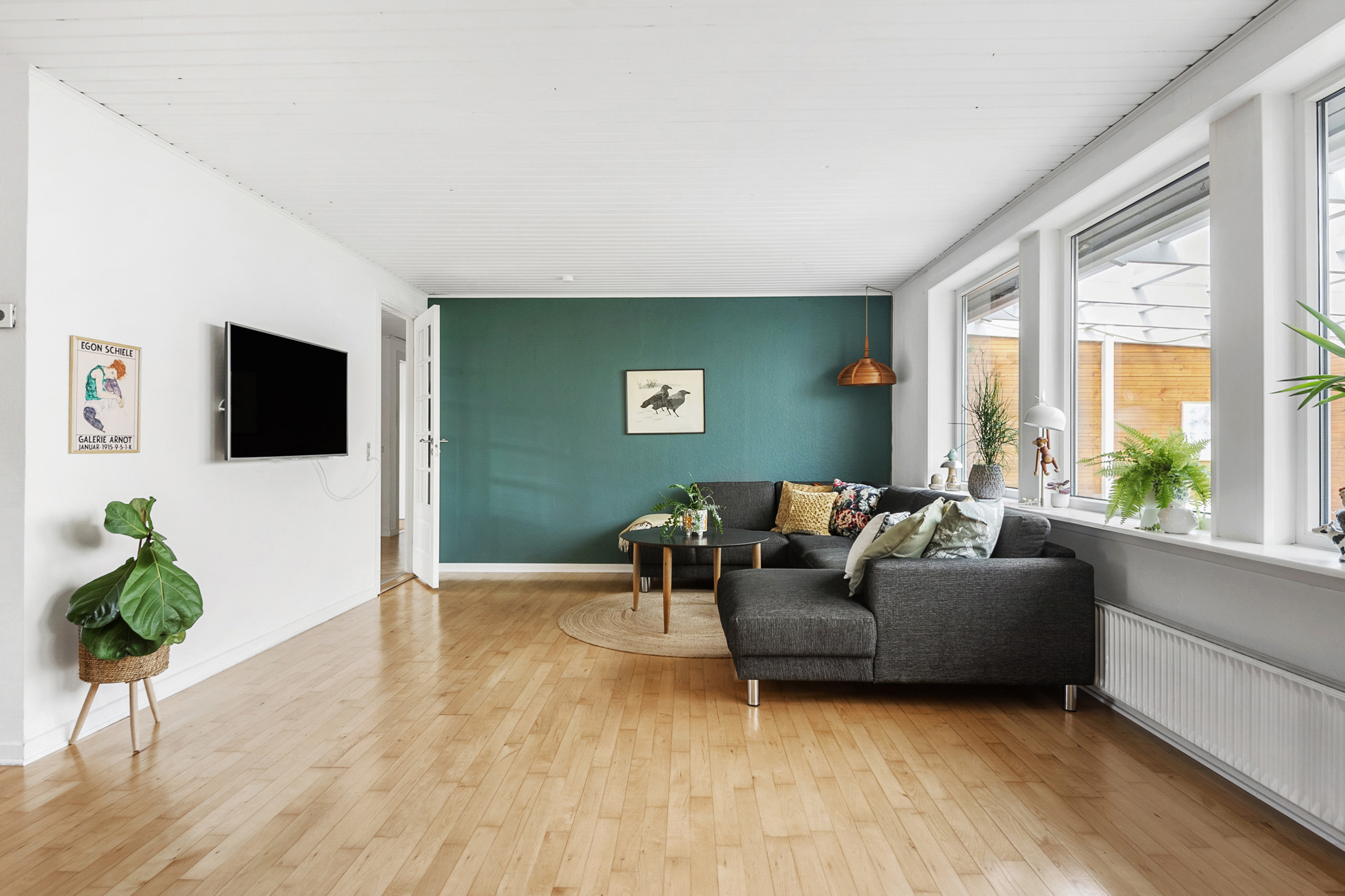 Fremhævet stue billede i fuldskærmstilstand. Billede af Fyrrelunden 64, 6705 Esbjerg Ø