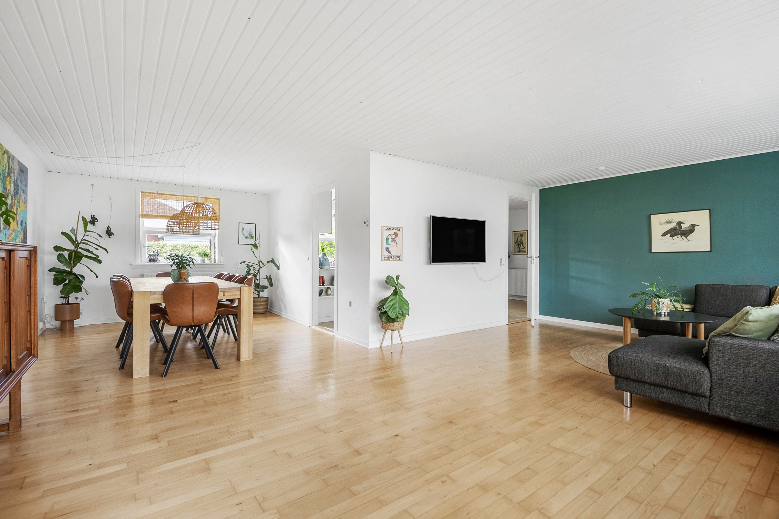 Fremhævet spisestue billede i fuldskærmstilstand. Billede af Fyrrelunden 64, 6705 Esbjerg Ø