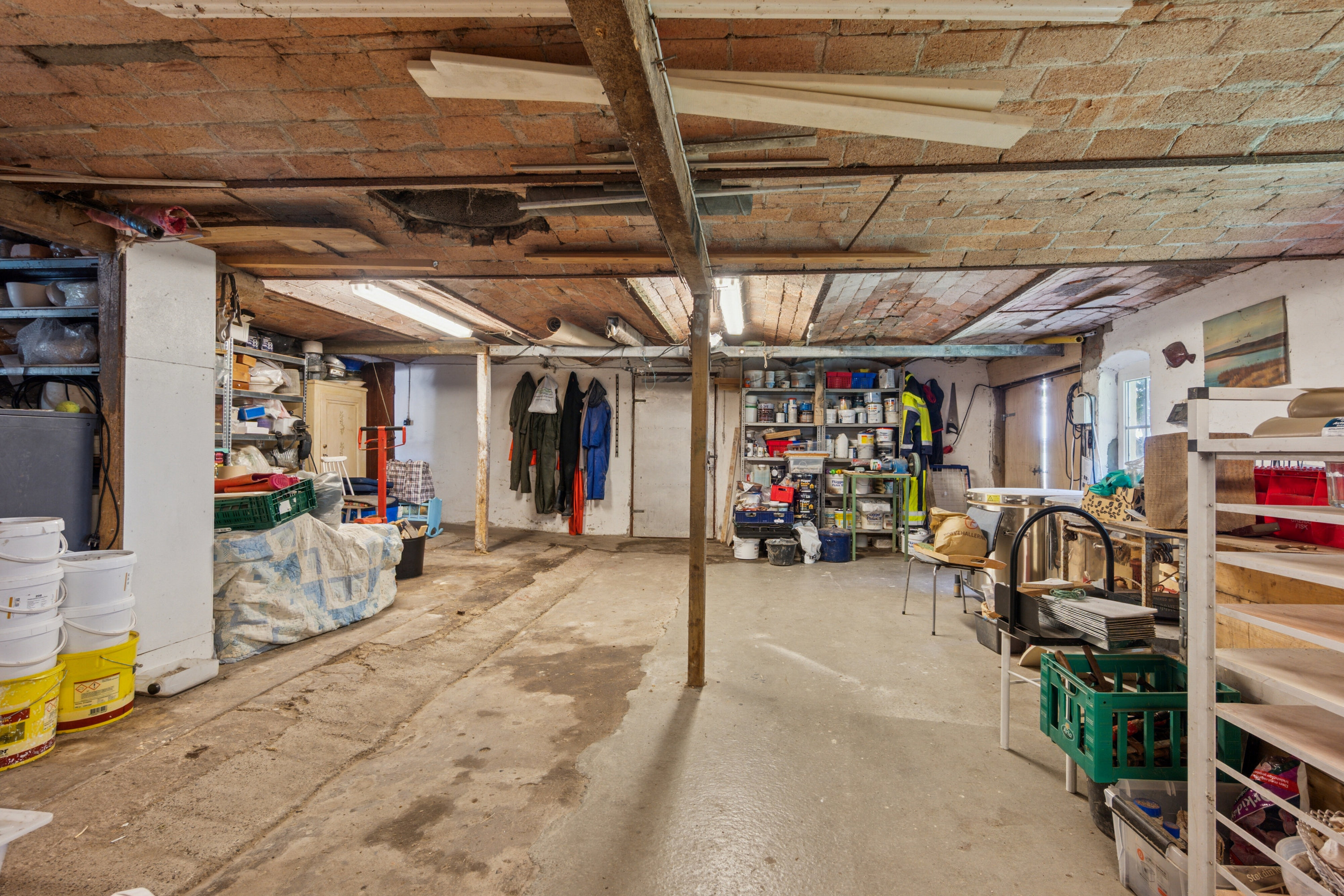 Fremhævet arbejdsværelse billede i fuldskærmstilstand. Billede af Frimervej 1, 7742 Vesløs