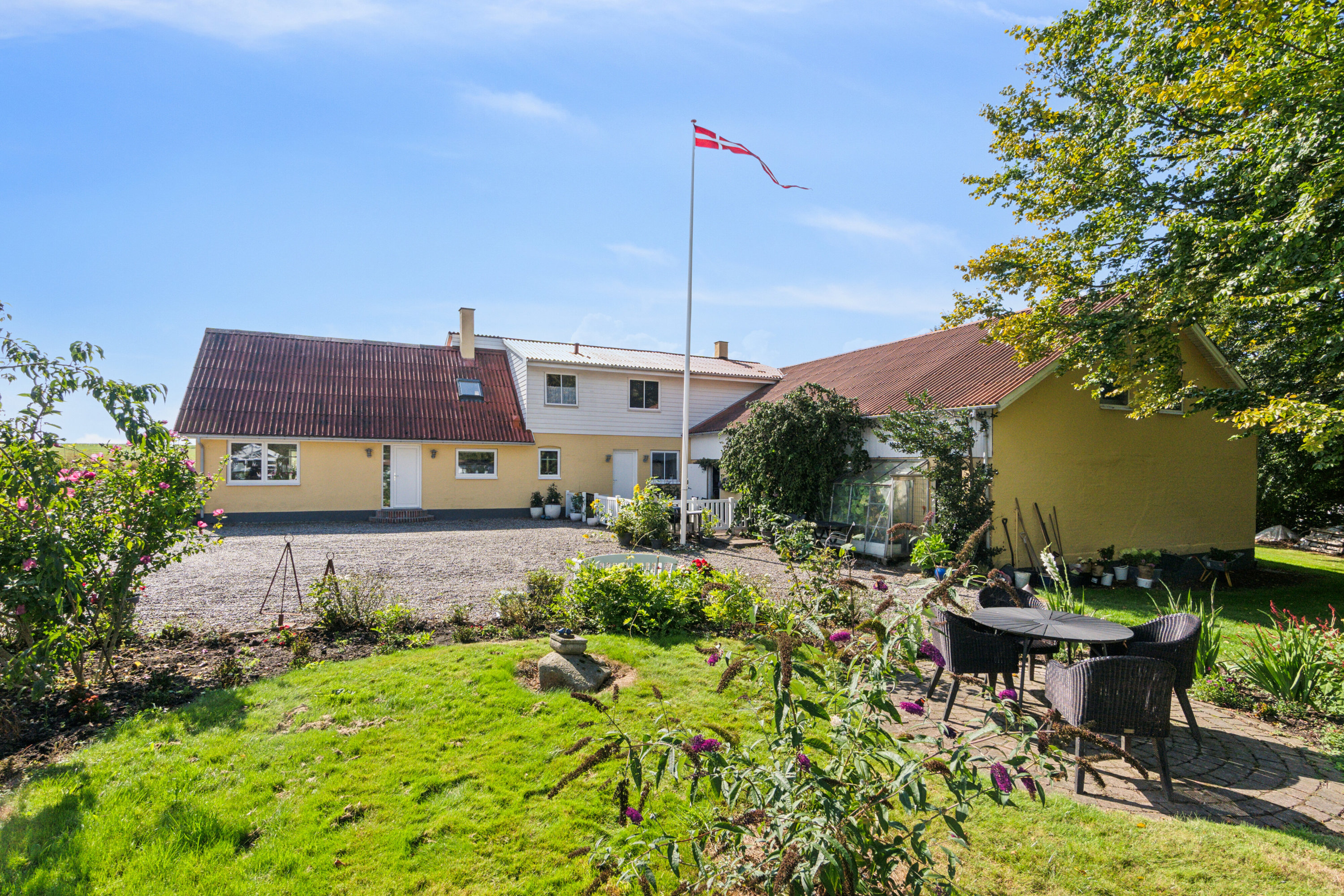 Fremhævet set fra haven billede i fuldskærmstilstand. Billede af Frimervej 1, 7742 Vesløs
