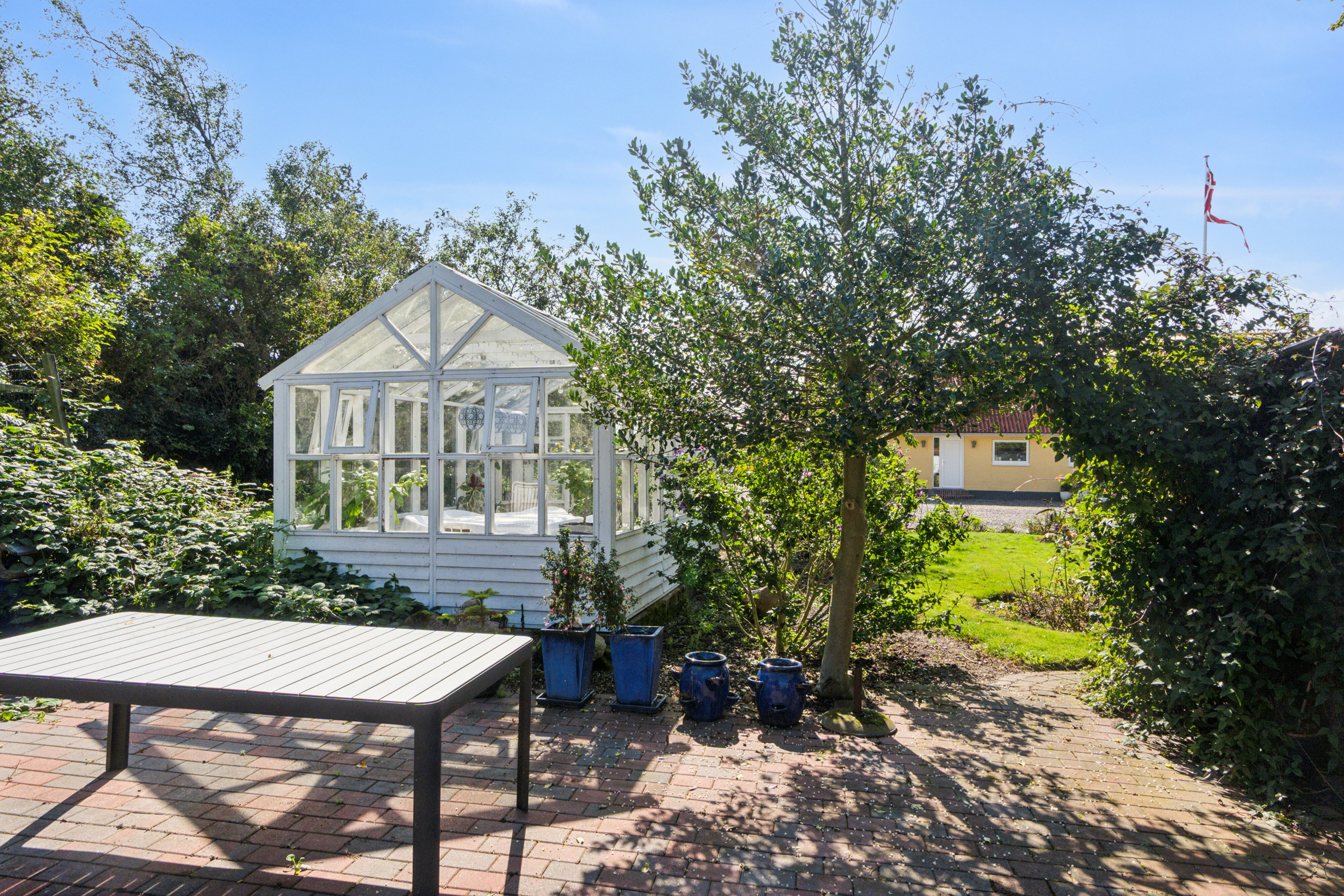 Fremhævet udestue billede i fuldskærmstilstand. Billede af Frimervej 1, 7742 Vesløs