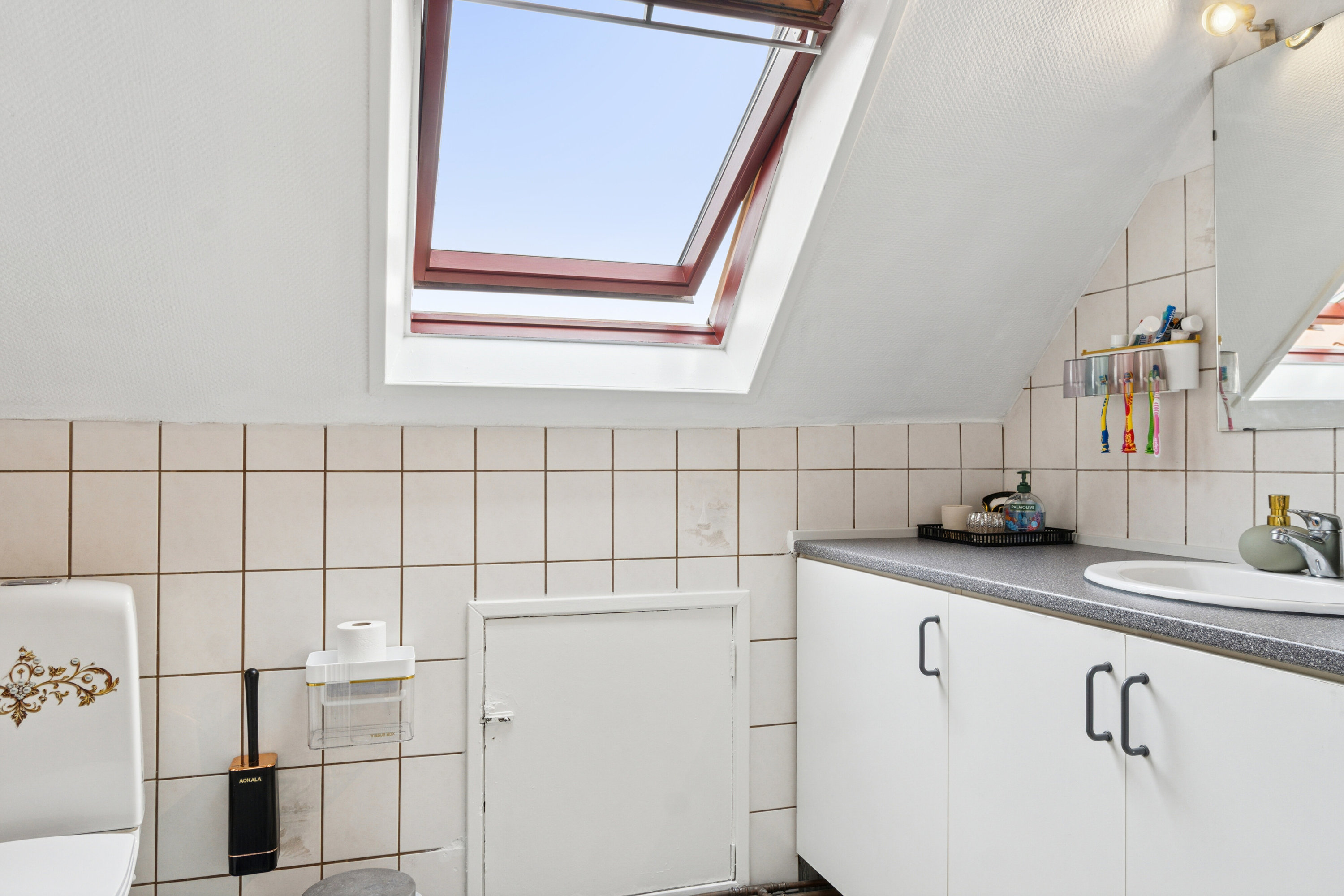 Fremhævet badeværelse billede i fuldskærmstilstand. Billede af Nordre Banevej 8, st.. +1., 4300 Holbæk