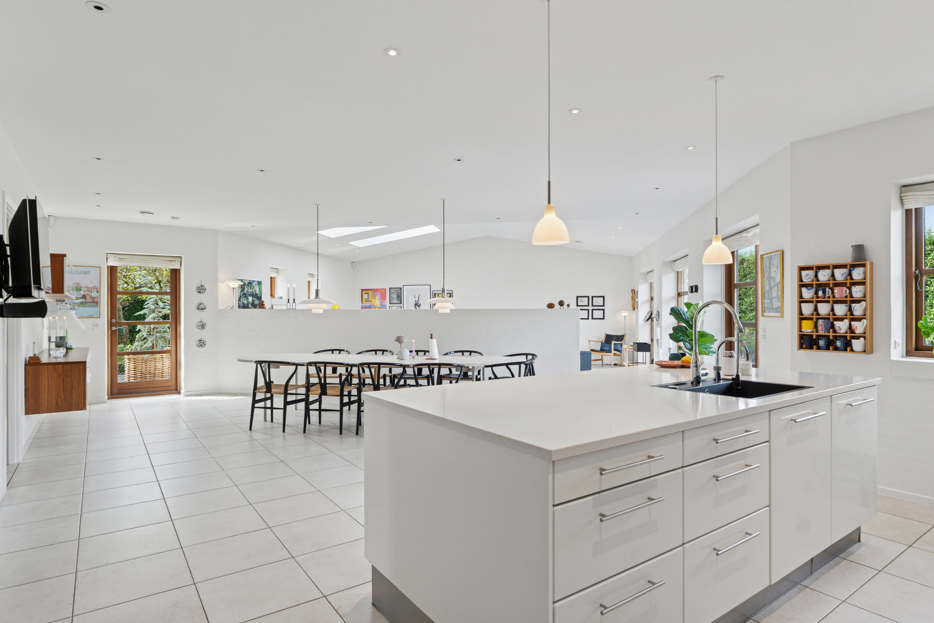 Fremhævet køkken billede i fuldskærmstilstand. Billede af Mosegårdvej 6, Balslev, 5592 Ejby