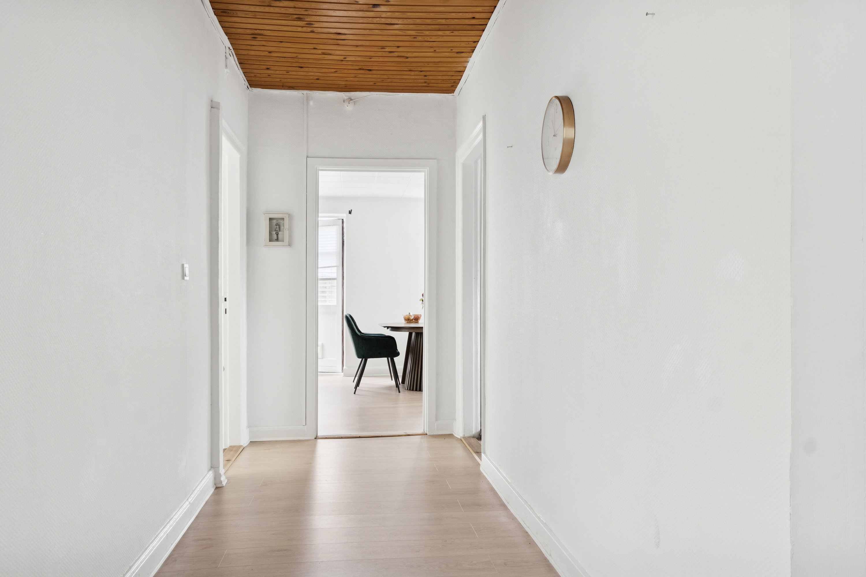 Miniaturebillede 2: gang. Billede af Nordre Banevej 8, st.. +1., 4300 Holbæk