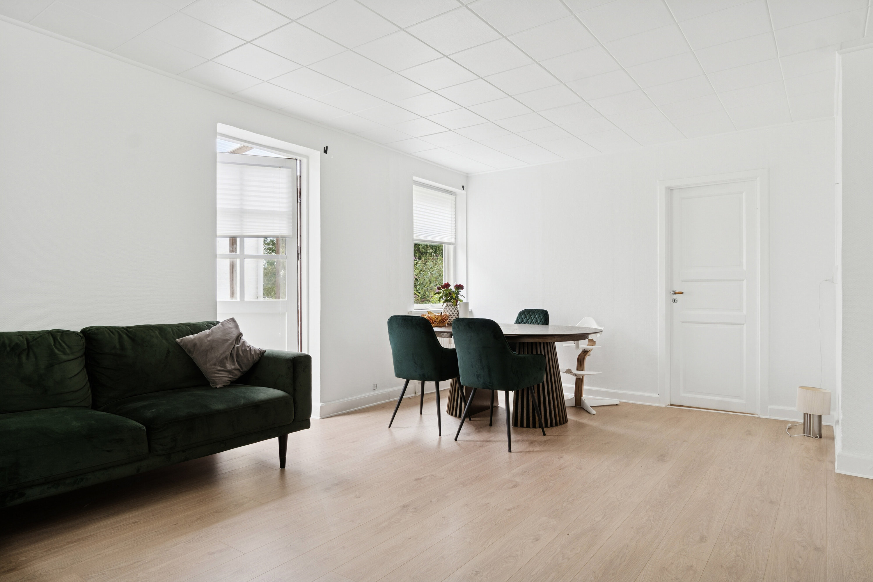 Fremhævet stue billede i fuldskærmstilstand. Billede af Nordre Banevej 8, st.. +1., 4300 Holbæk