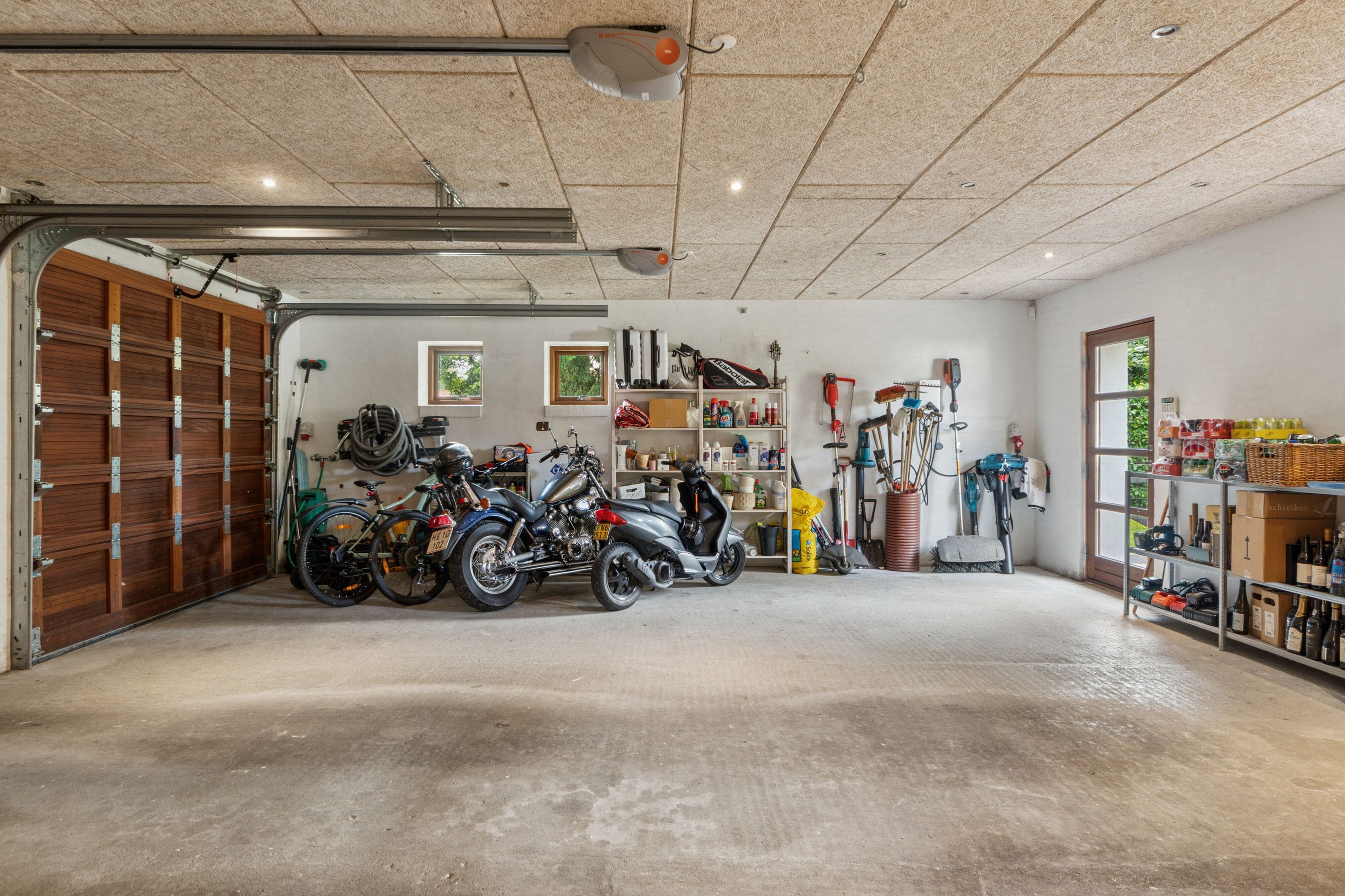 Fremhævet garage billede i fuldskærmstilstand. Billede af Mosegårdvej 6, Balslev, 5592 Ejby