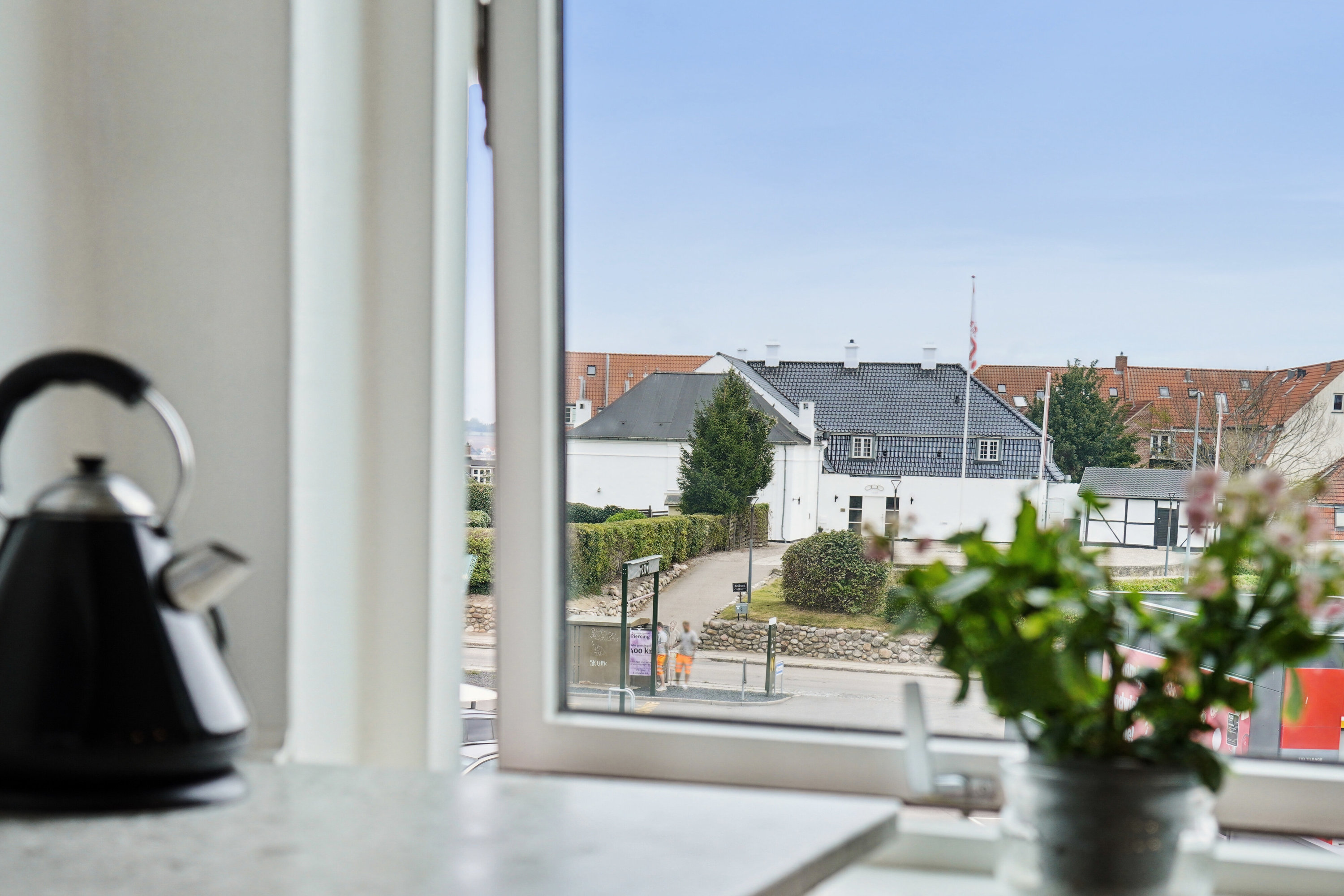 Fremhævet udsigt billede i fuldskærmstilstand. Billede af Nordre Banevej 8, st.. +1., 4300 Holbæk