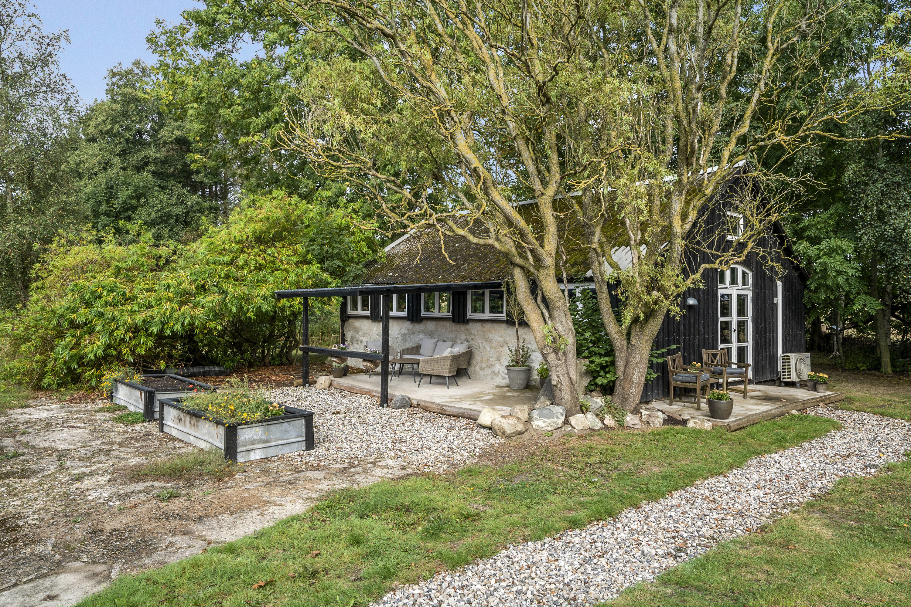 Fremhævet ejendommen billede i fuldskærmstilstand. Billede af Favrgaardsvej 85, Ondrup, 8300 Odder