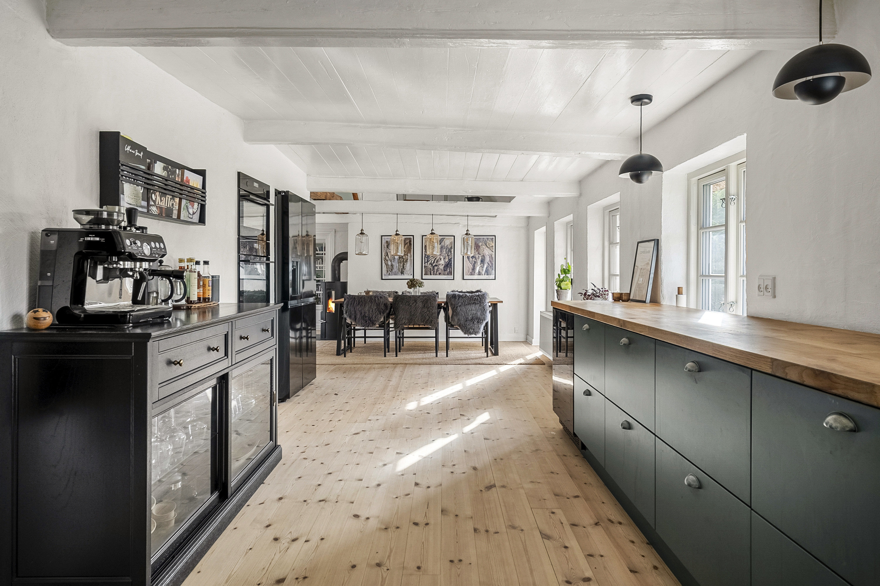 Fremhævet køkken billede i fuldskærmstilstand. Billede af Favrgaardsvej 85, Ondrup, 8300 Odder