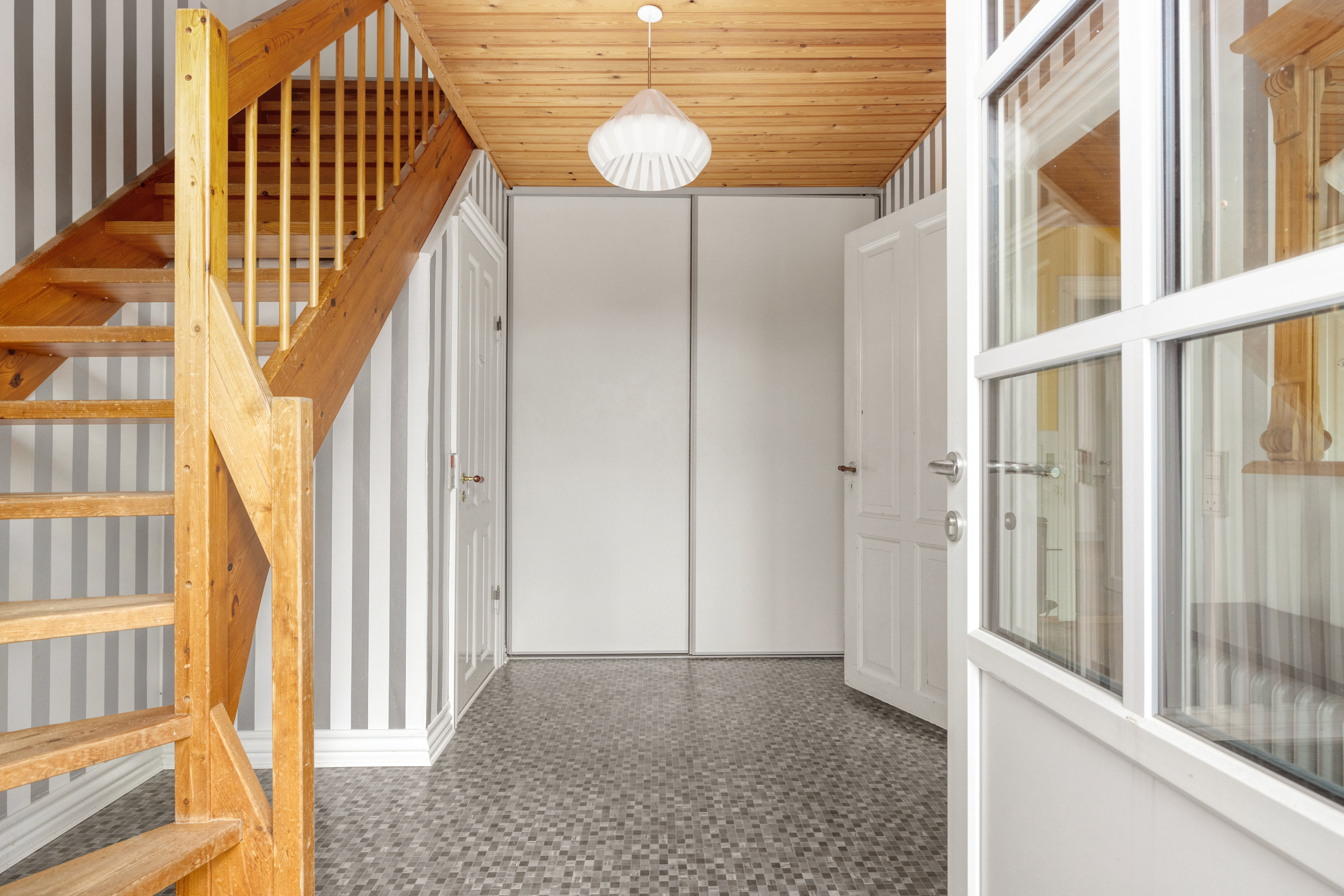 Fremhævet entré billede i fuldskærmstilstand. Billede af Østerbyvej 1D, 8310 Tranbjerg J