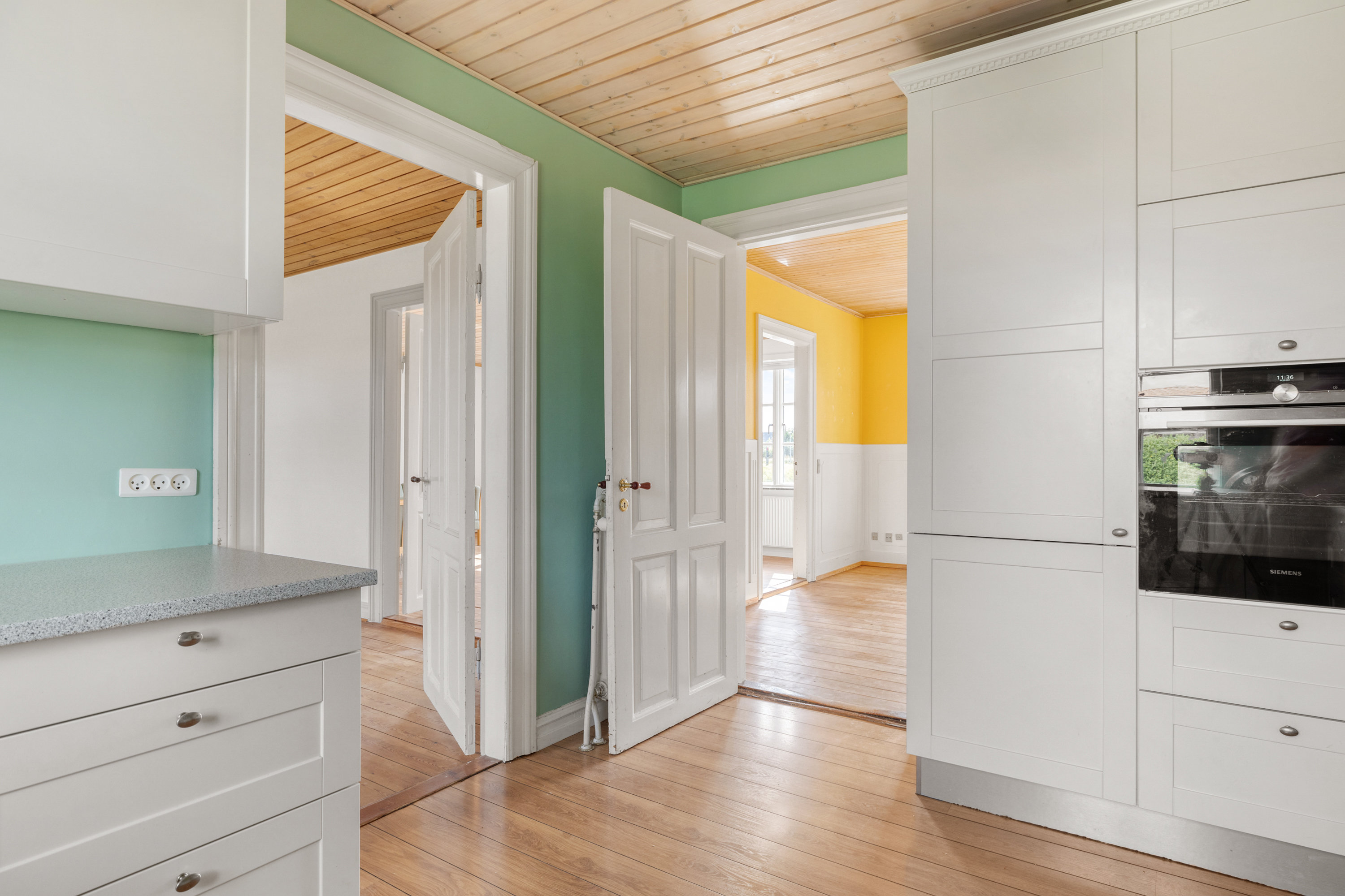 Fremhævet køkken billede i fuldskærmstilstand. Billede af Østerbyvej 1D, 8310 Tranbjerg J