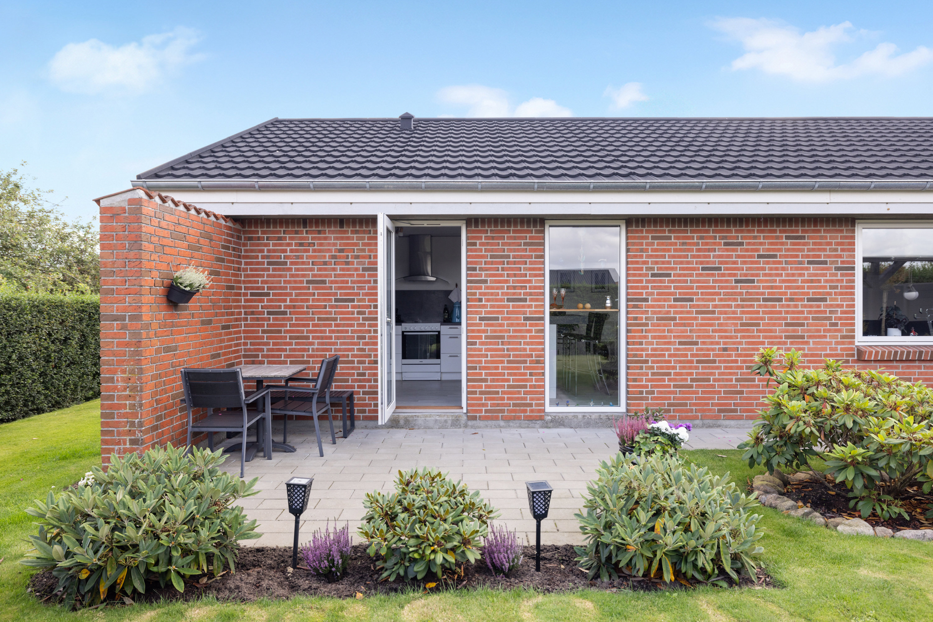 Fremhævet  billede i fuldskærmstilstand. Billede af Engdraget 15B, 8381 Tilst