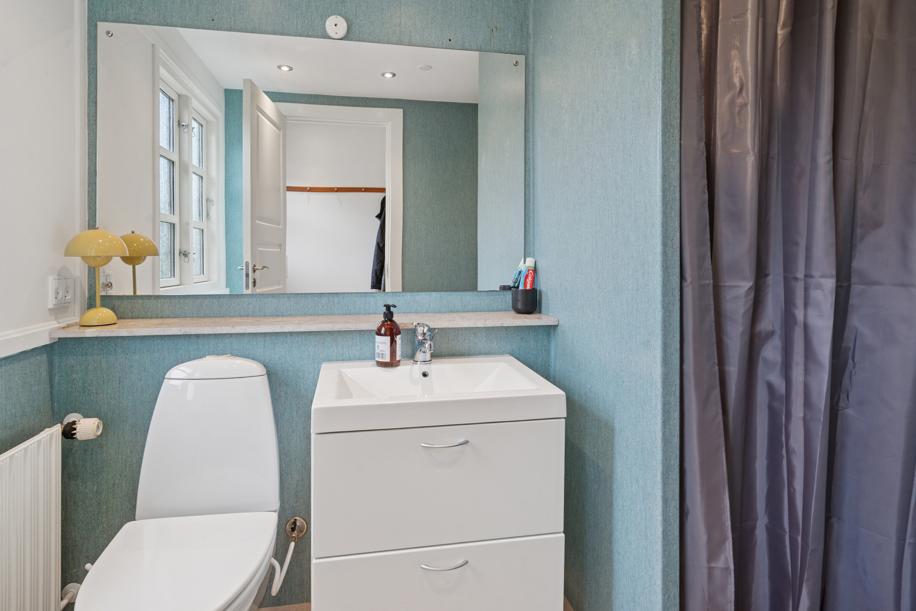 Fremhævet badeværelse billede i fuldskærmstilstand. Billede af Toften 334, 5330 Munkebo