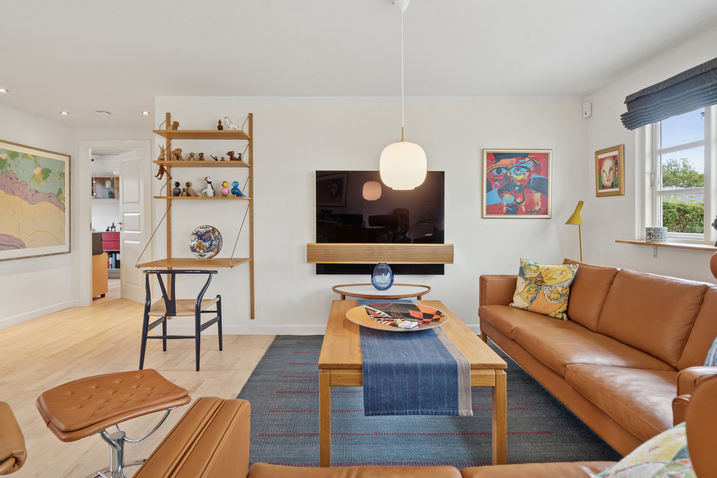 Fremhævet stue billede i fuldskærmstilstand. Billede af Toften 334, 5330 Munkebo