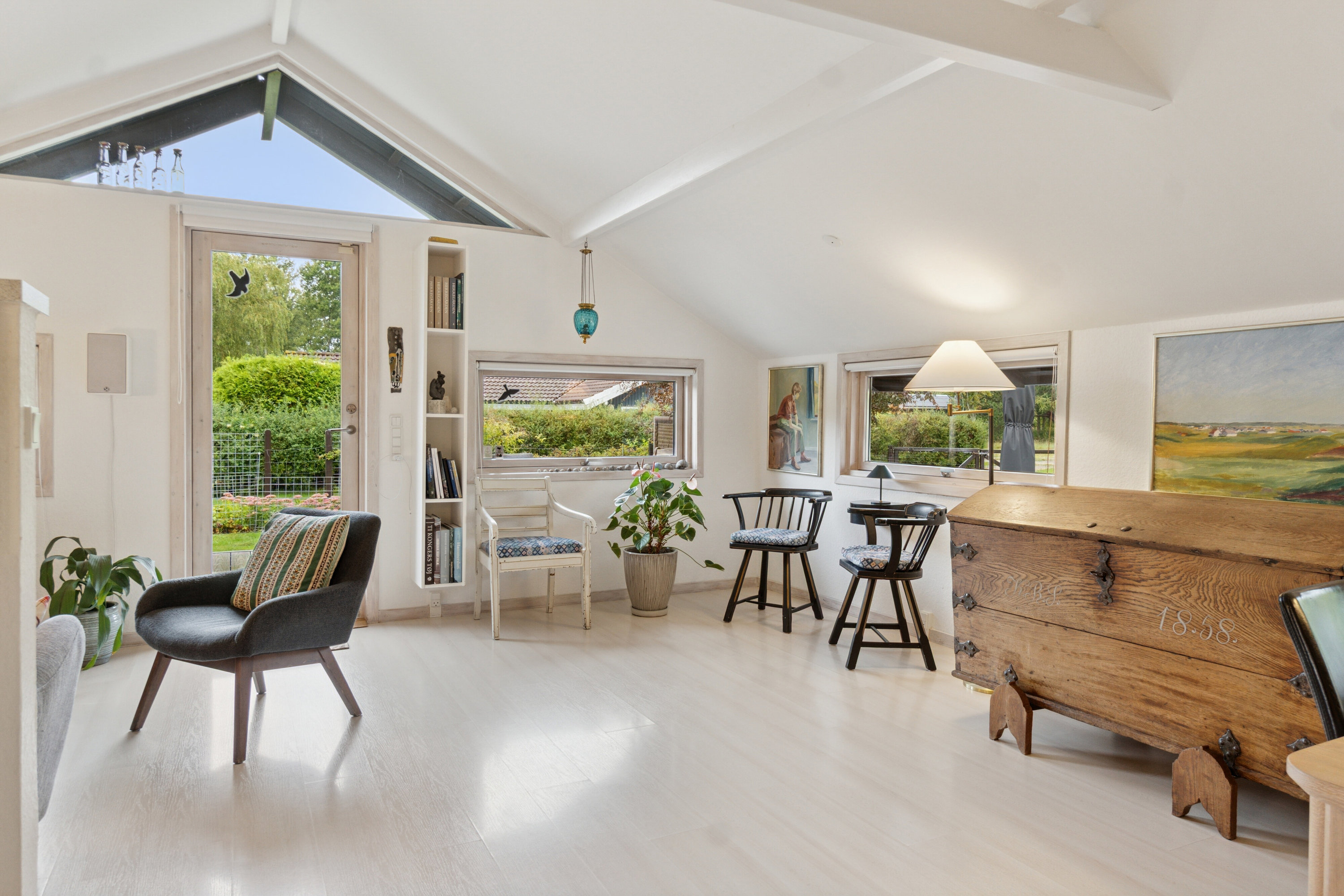 Fremhævet stue billede i fuldskærmstilstand. Billede af Østre Strand 183, Kobæk, 4230 Skælskør