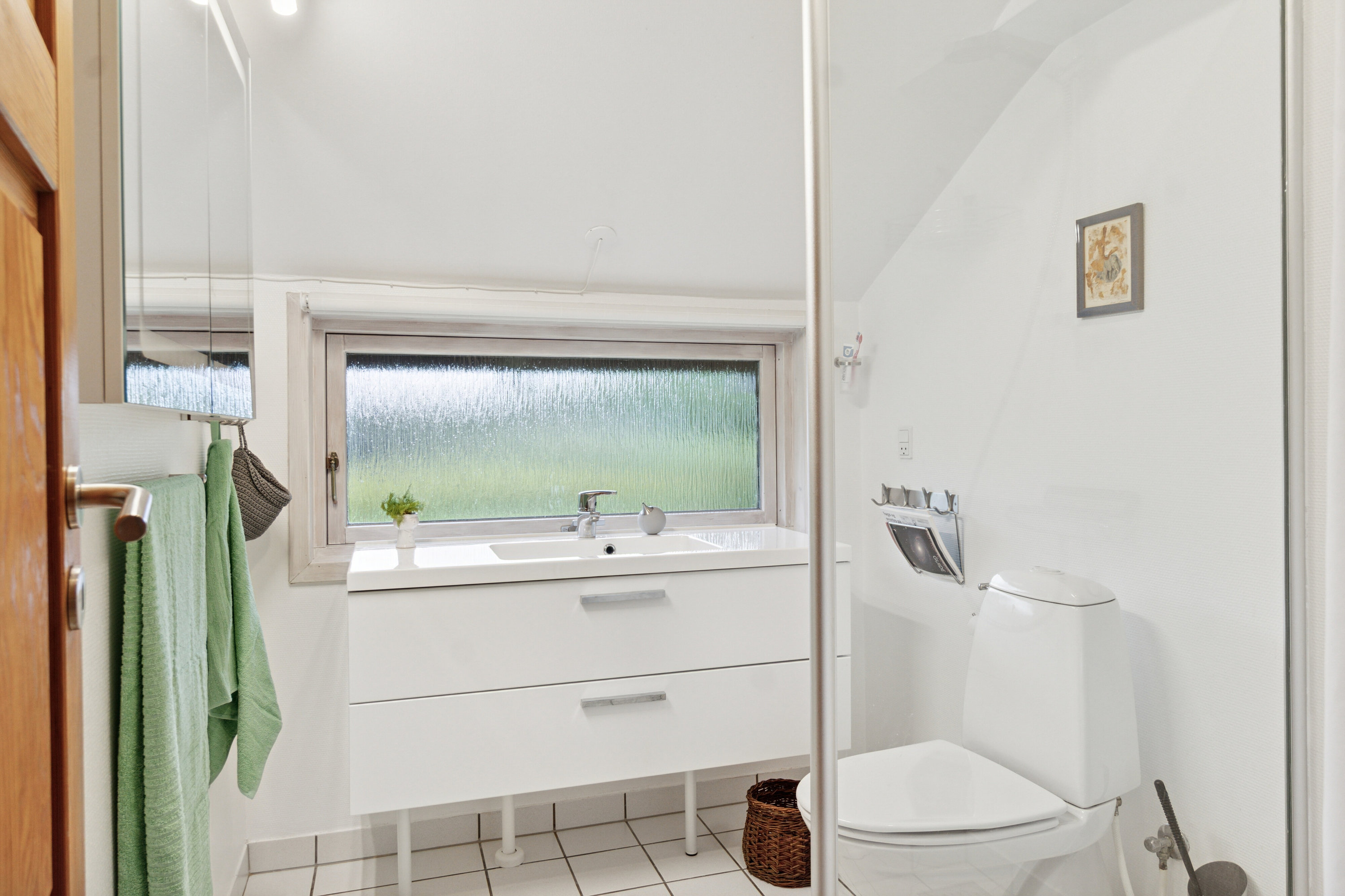 Fremhævet badeværelse billede i fuldskærmstilstand. Billede af Østre Strand 183, Kobæk, 4230 Skælskør