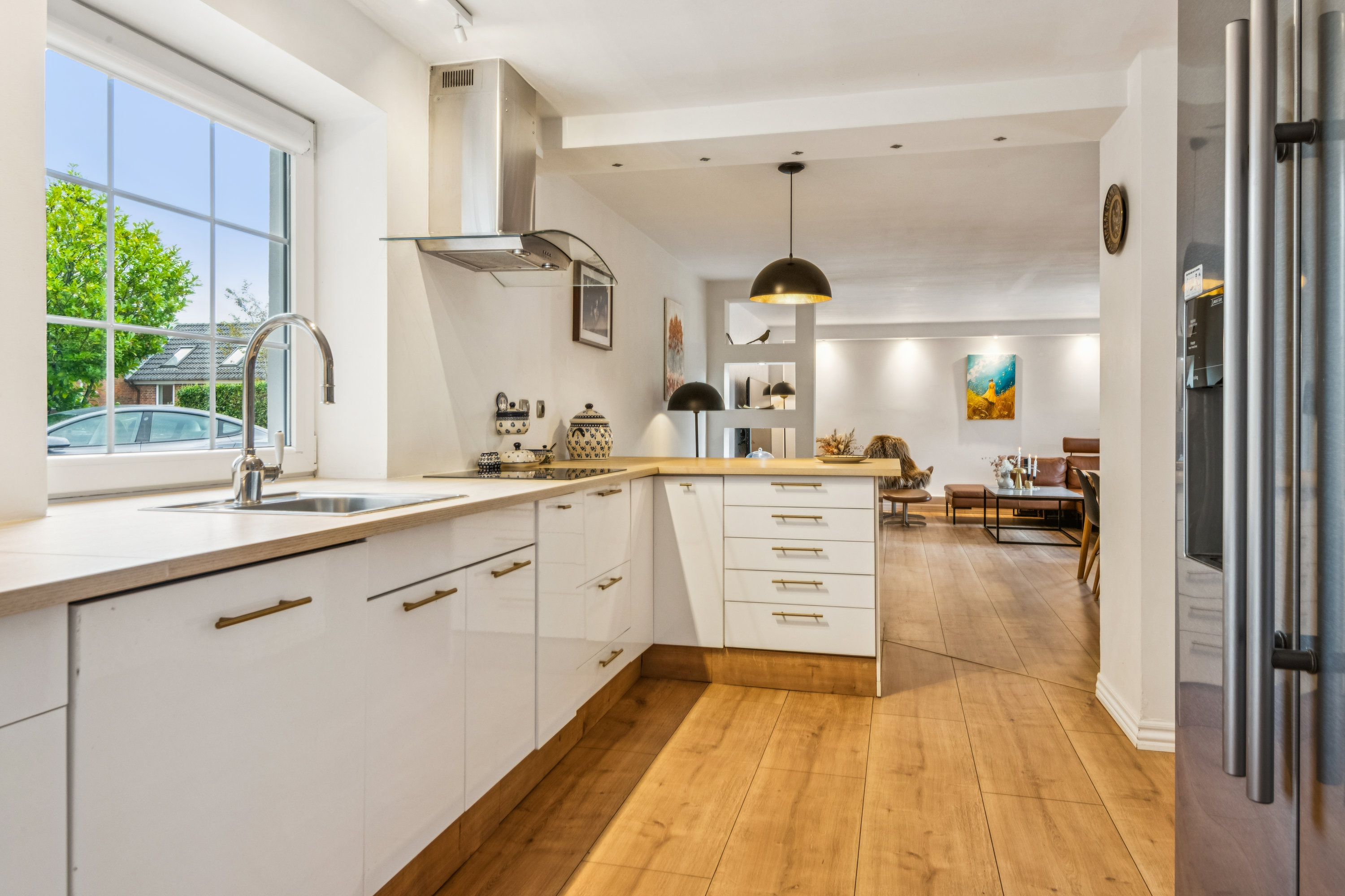 Fremhævet køkken billede i fuldskærmstilstand. Billede af Højmarken 1, 9270 Klarup