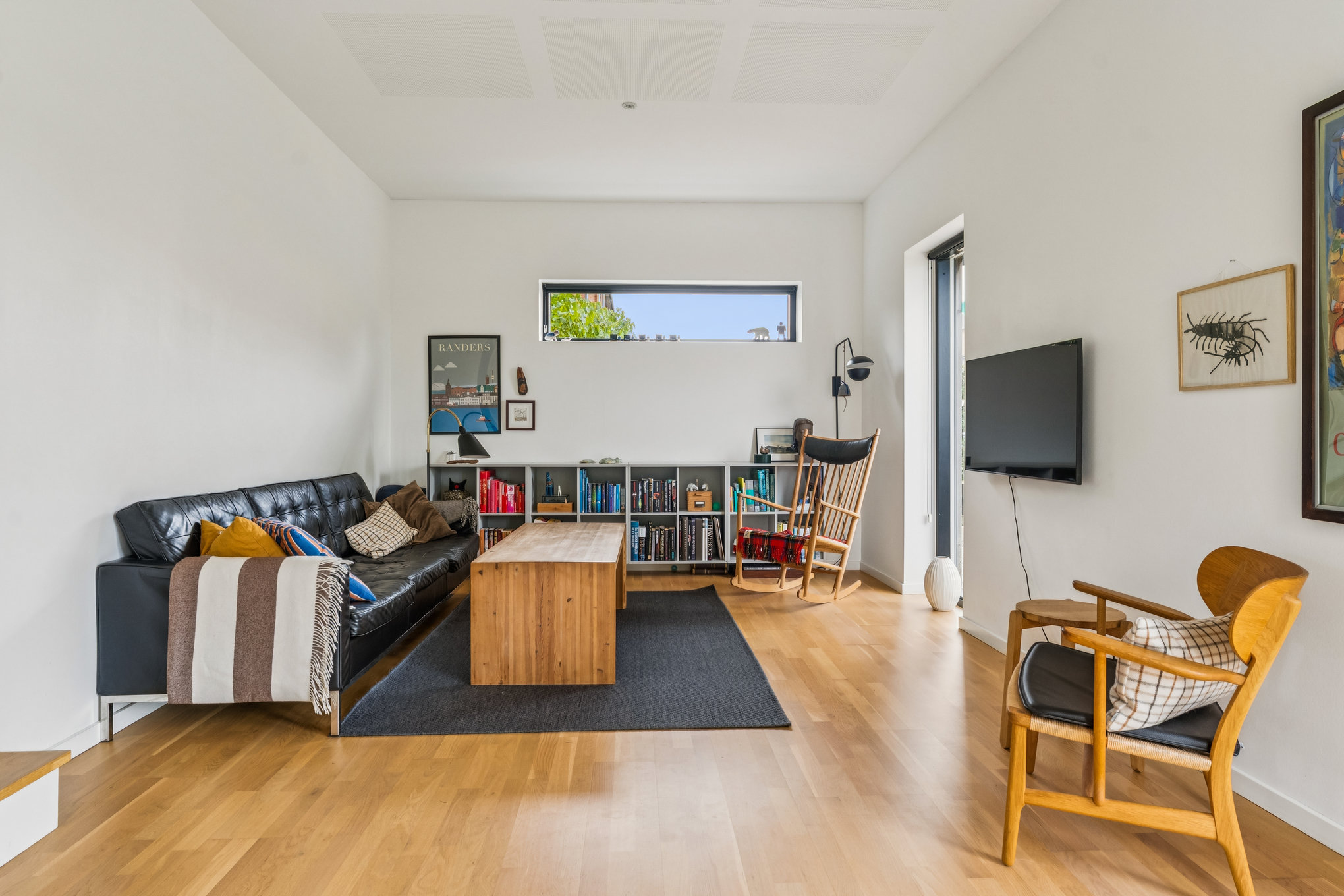 Fremhævet stue billede i fuldskærmstilstand. Billede af Lervangen 59, 8930 Randers NØ