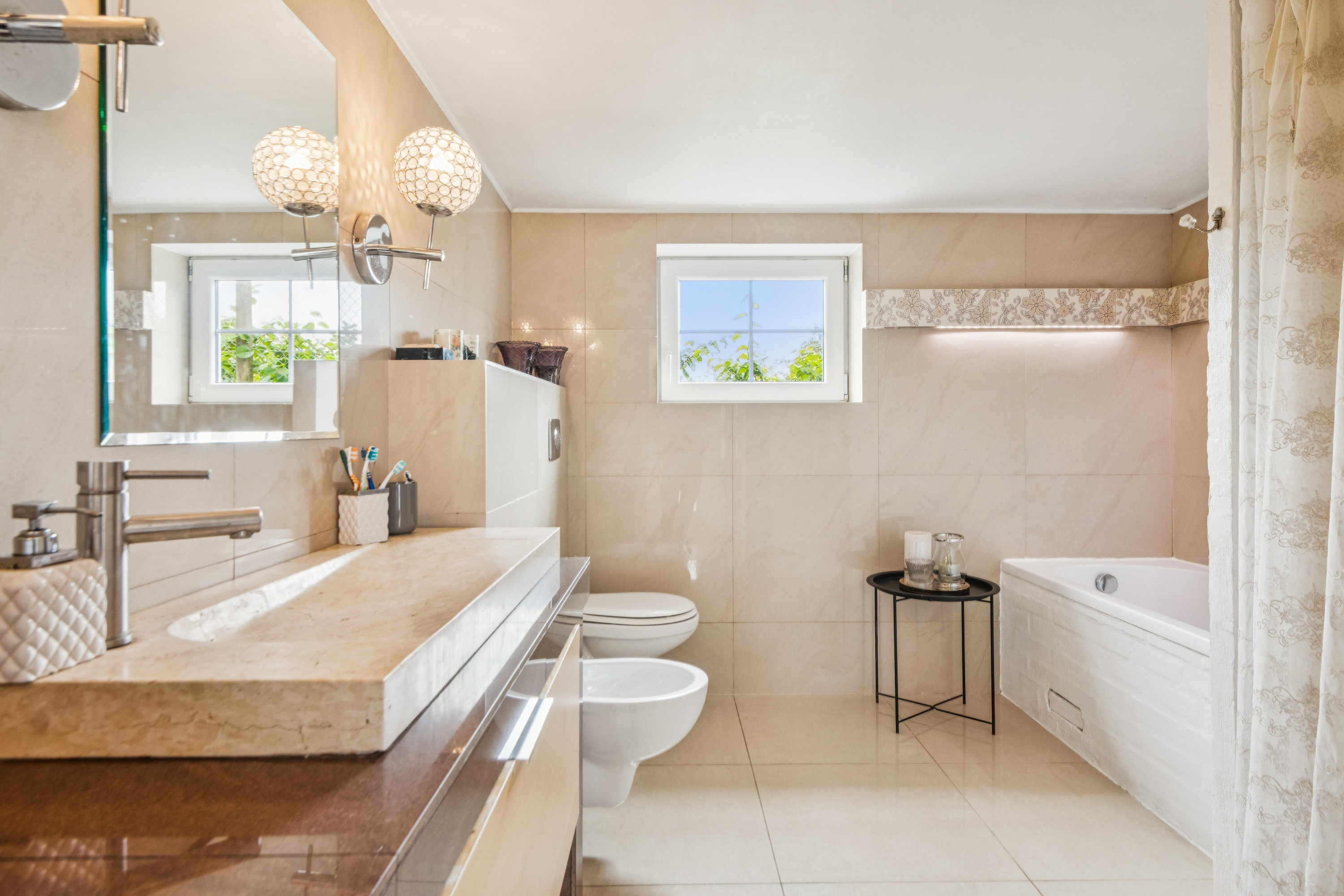 Fremhævet værelse billede i fuldskærmstilstand. Billede af Højmarken 1, 9270 Klarup