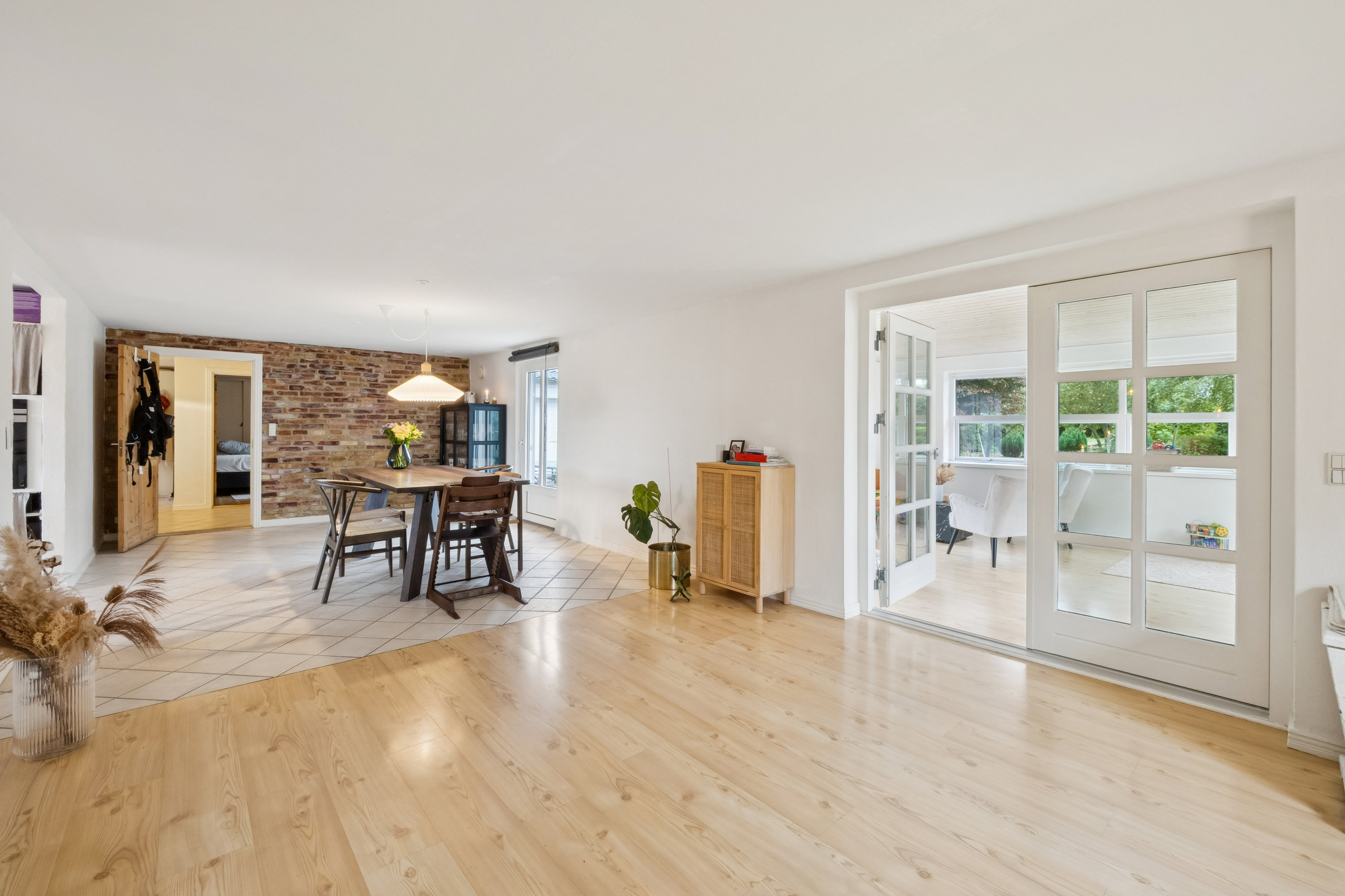 Fremhævet stue billede i fuldskærmstilstand. Billede af Nørvej 32, V Hvidbjerg, 7960 Karby