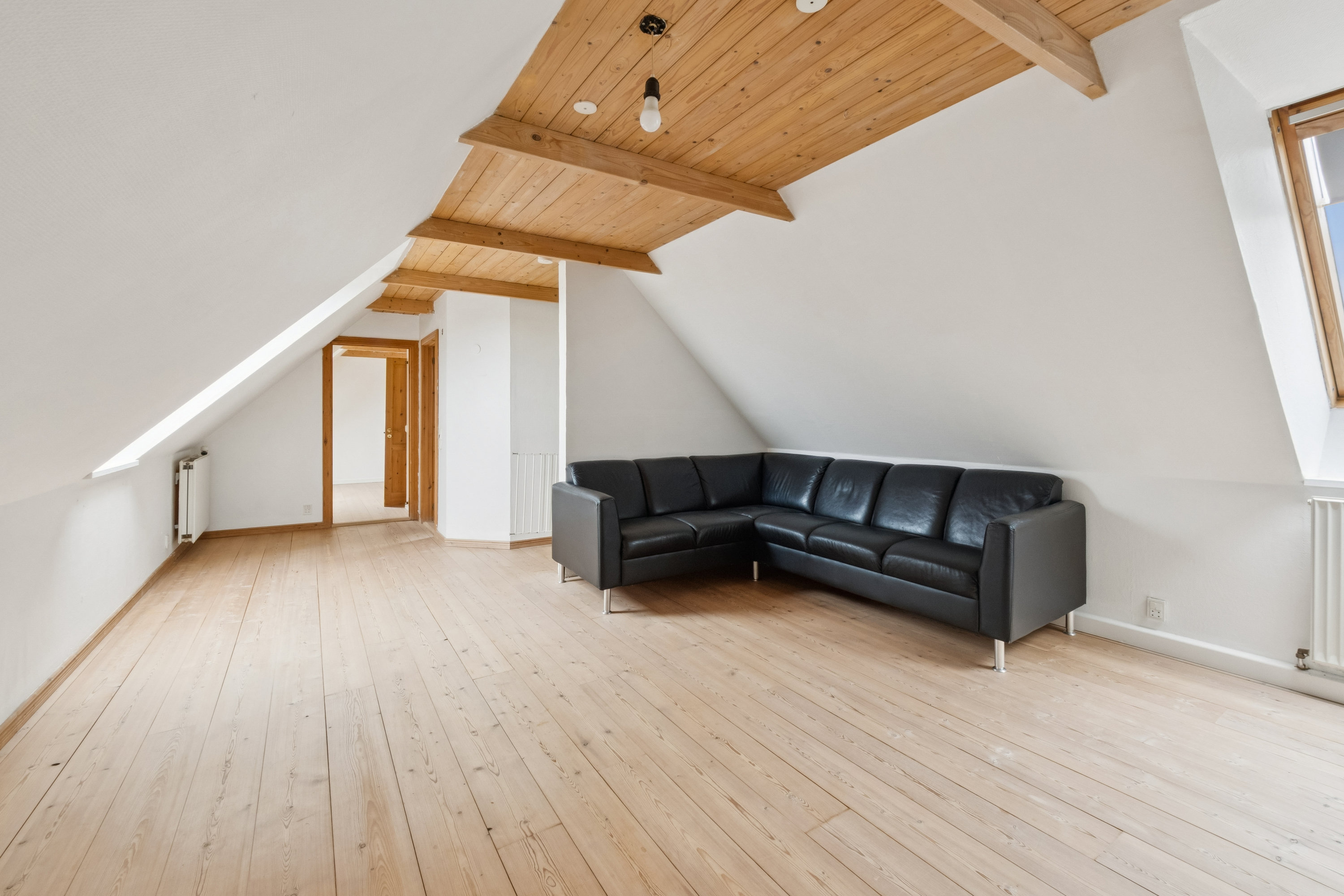 Fremhævet stue billede i fuldskærmstilstand. Billede af Nørvej 32, V Hvidbjerg, 7960 Karby