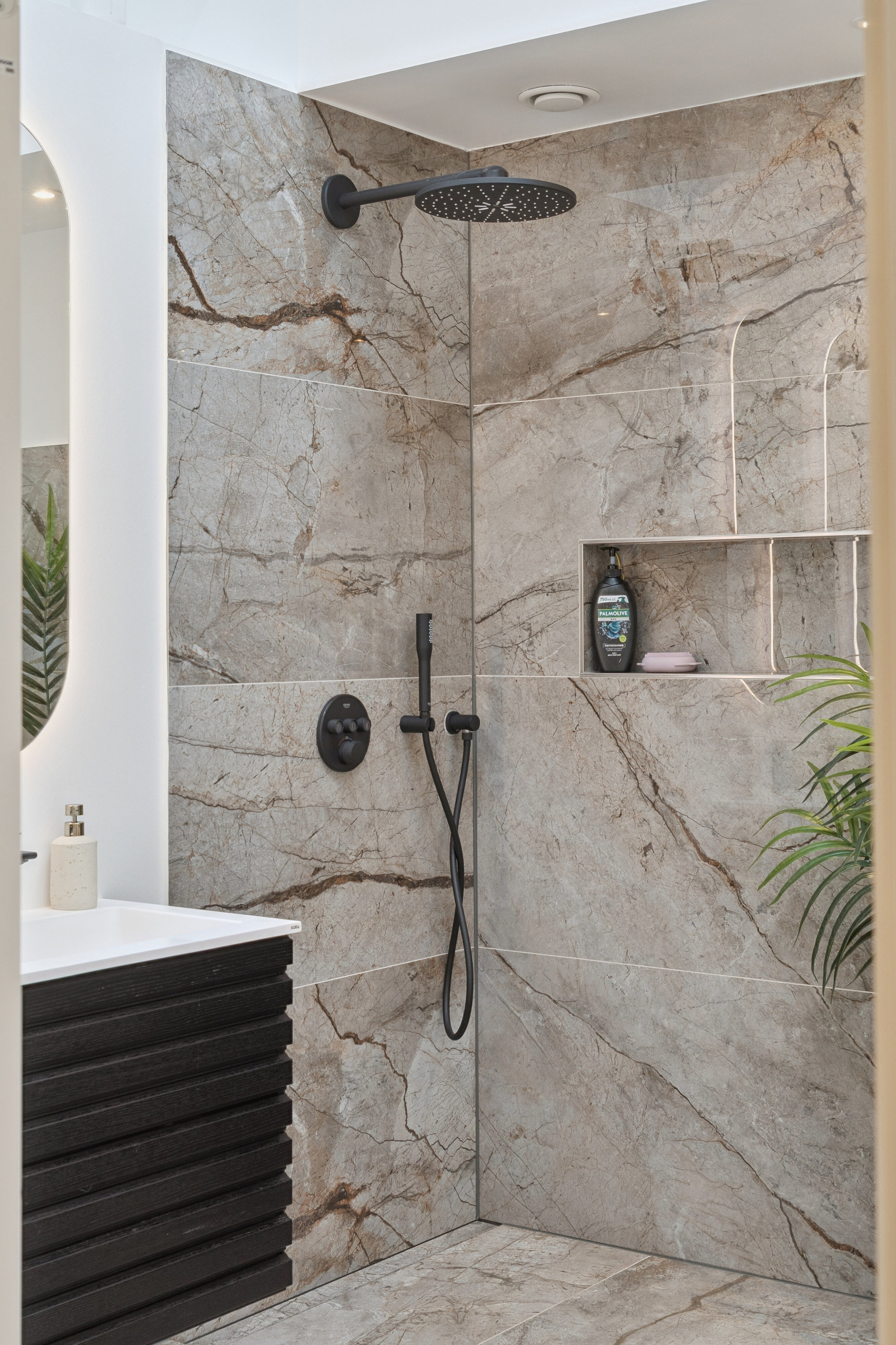 Fremhævet badeværelse billede i fuldskærmstilstand. Billede af Granitvej 33, Fensmark, 4684 Holmegaard