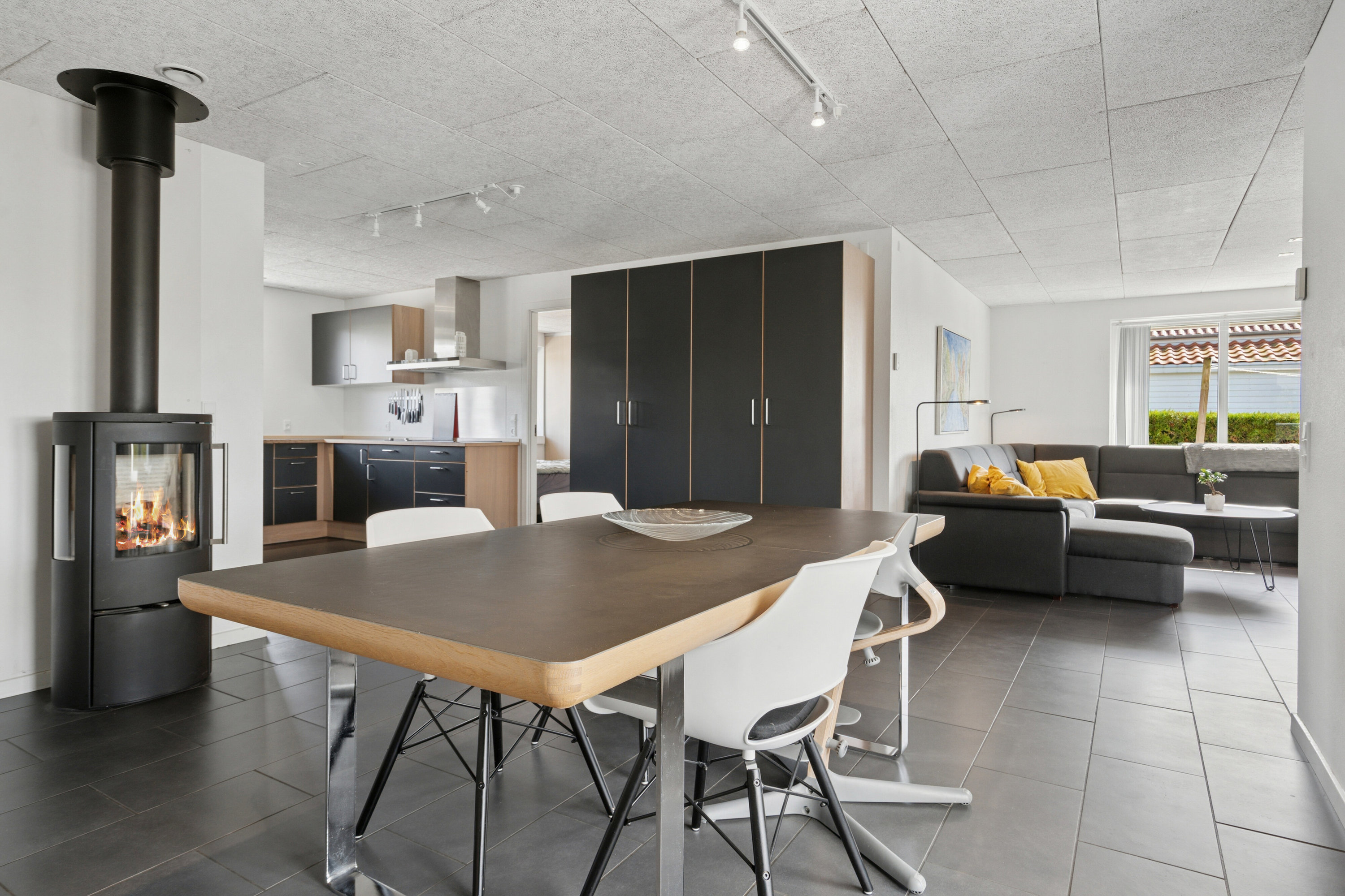 Fremhævet køkkenalrum billede i fuldskærmstilstand. Billede af Midtkobbel 46, Kollund, 6340 Kruså