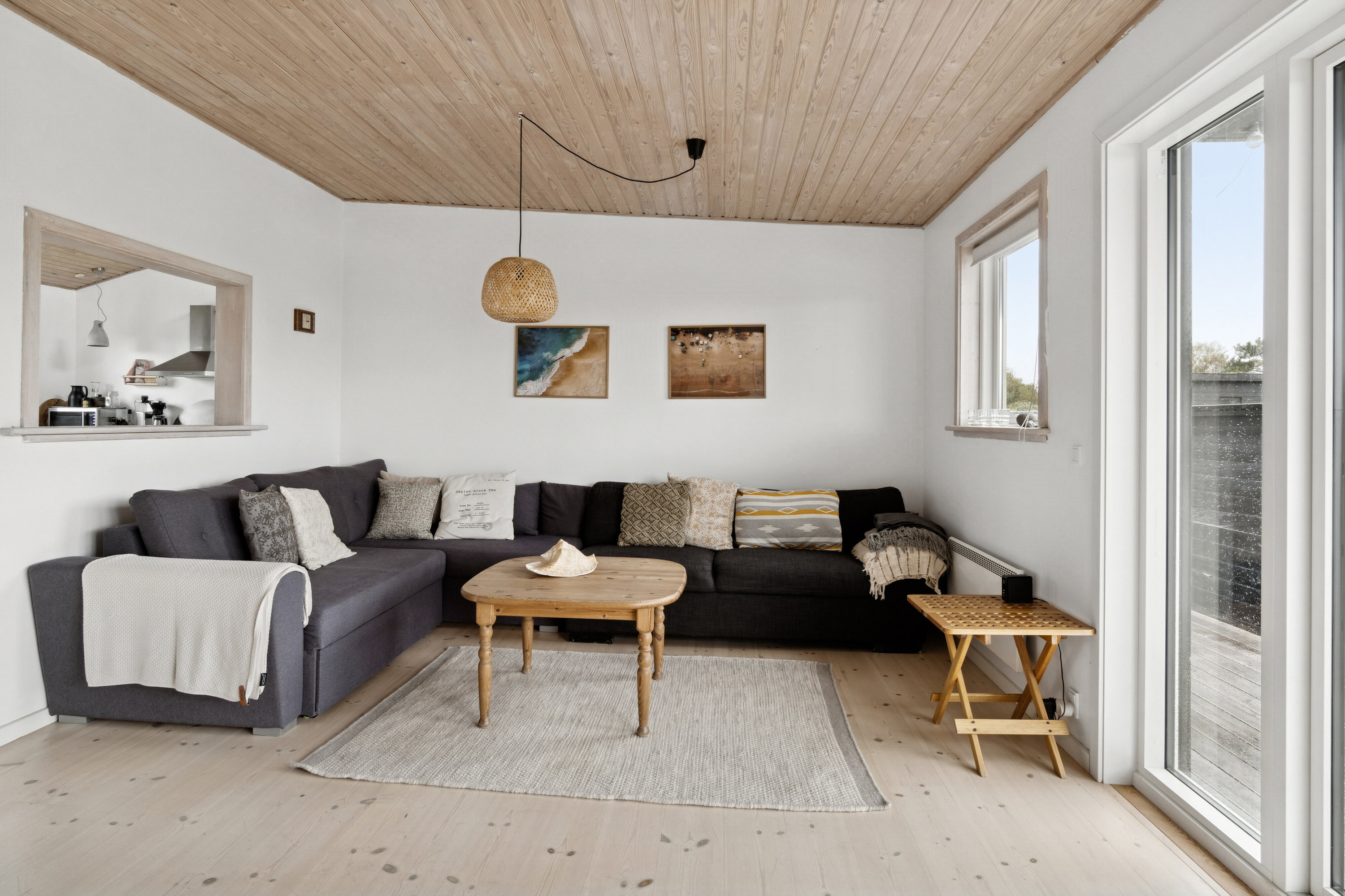 Fremhævet stue billede i fuldskærmstilstand. Billede af Ørnevej 15, Yderby Lyng, 4583 Sjællands Odde