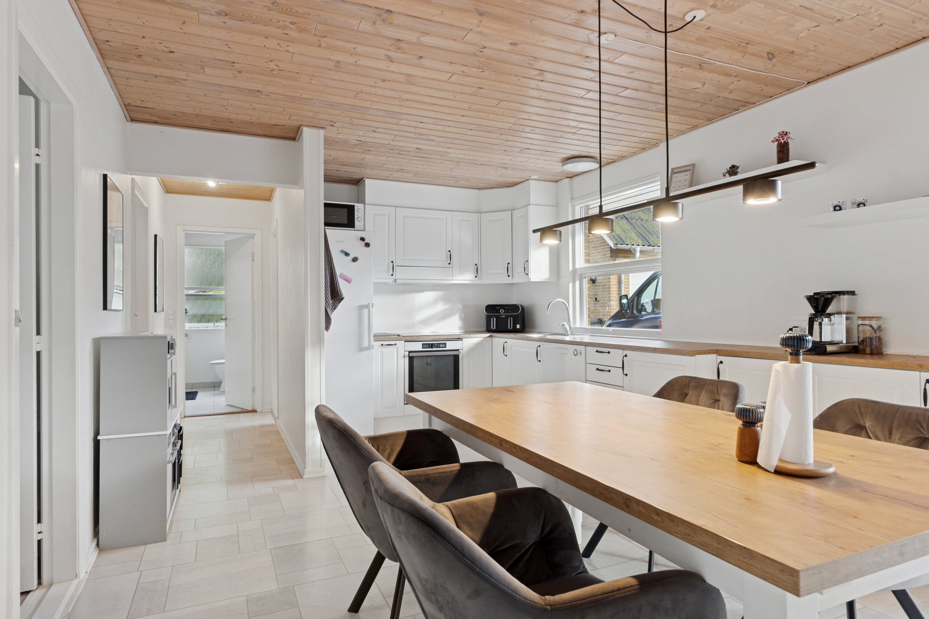 Fremhævet spisestue billede i fuldskærmstilstand. Billede af Melbyvej 53, Melby, 5471 Søndersø