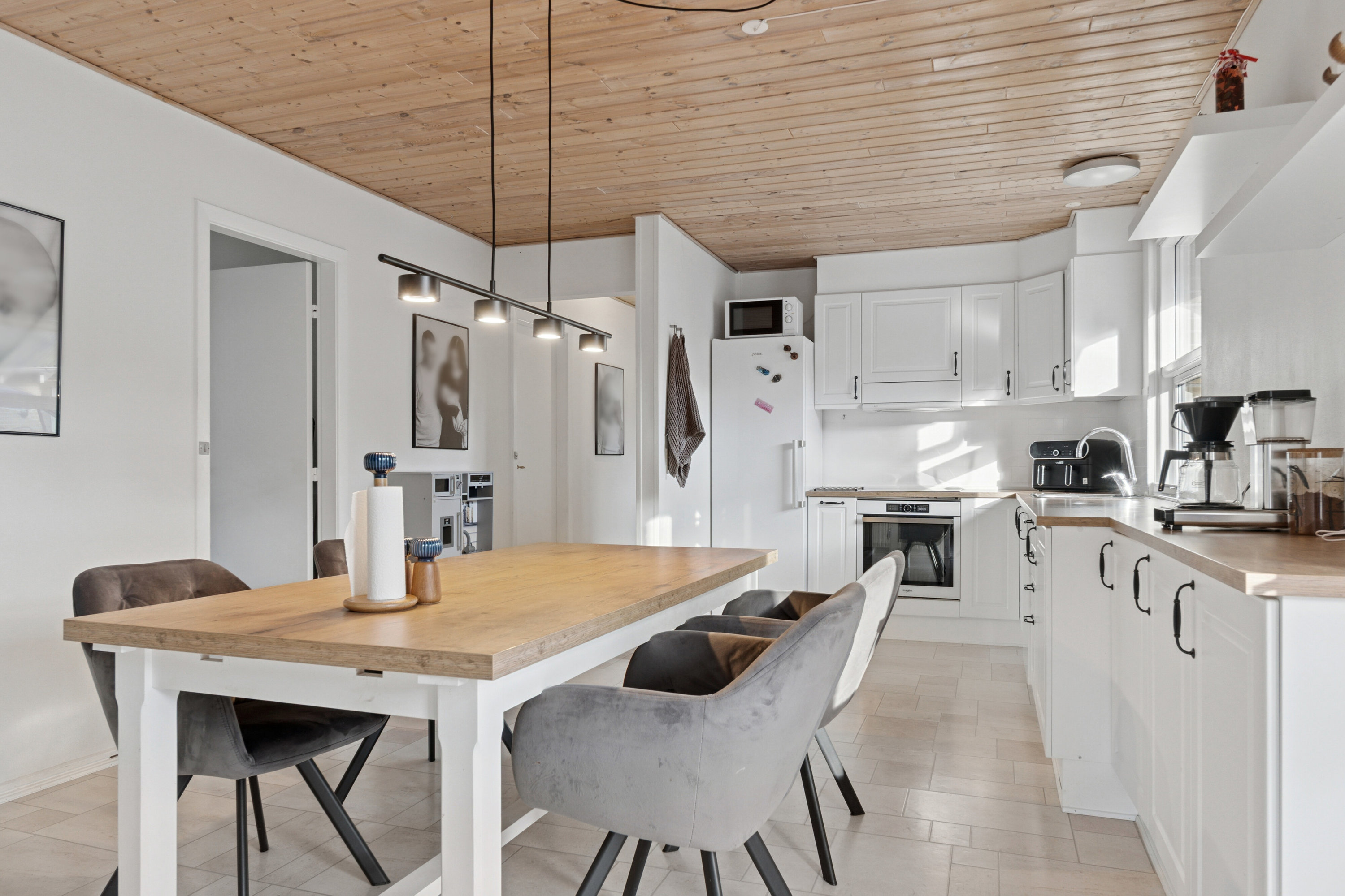 Fremhævet spisestue billede i fuldskærmstilstand. Billede af Melbyvej 53, Melby, 5471 Søndersø