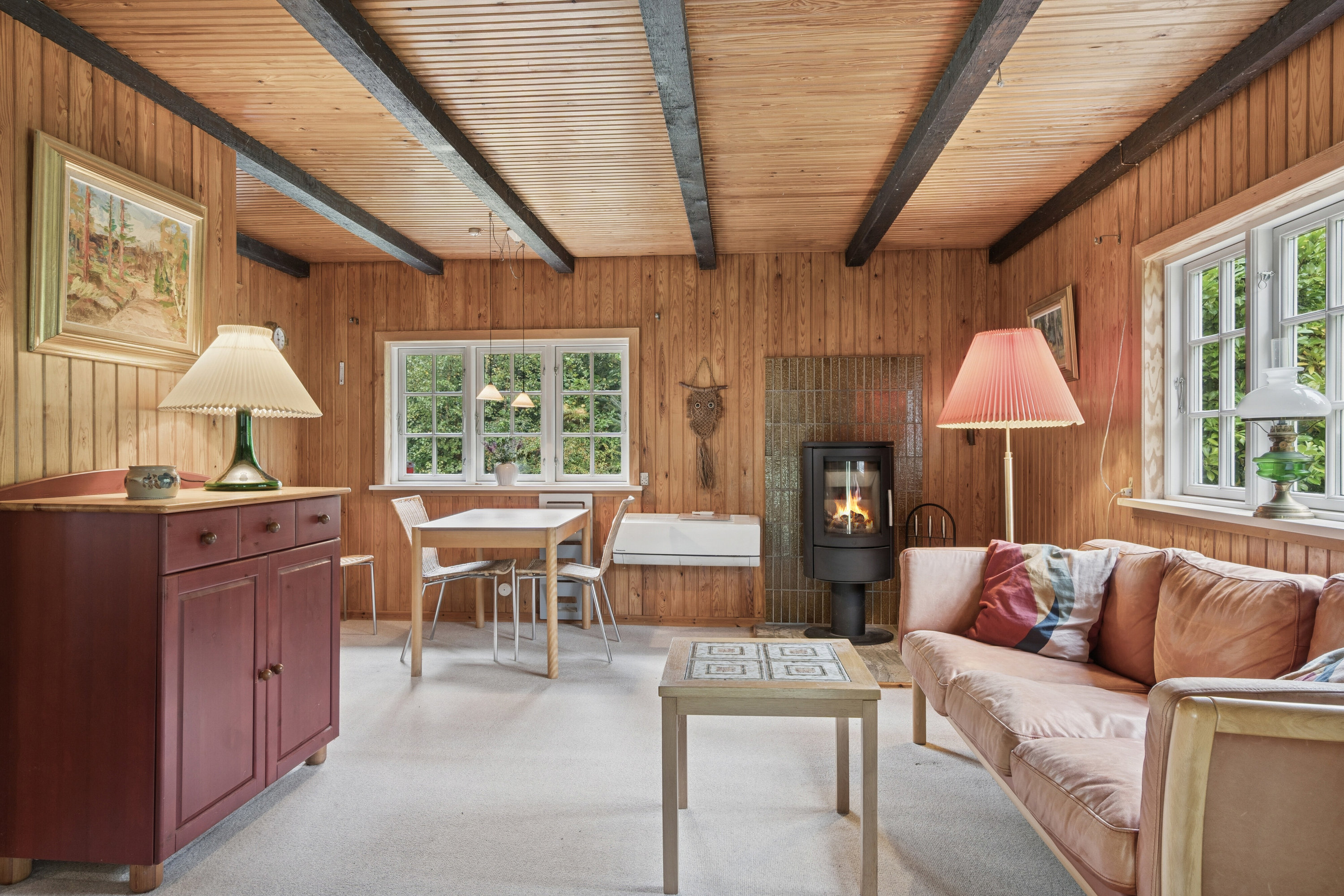 Fremhævet stue billede i fuldskærmstilstand. Billede af Elvervangen 15, 4500 Nykøbing Sj