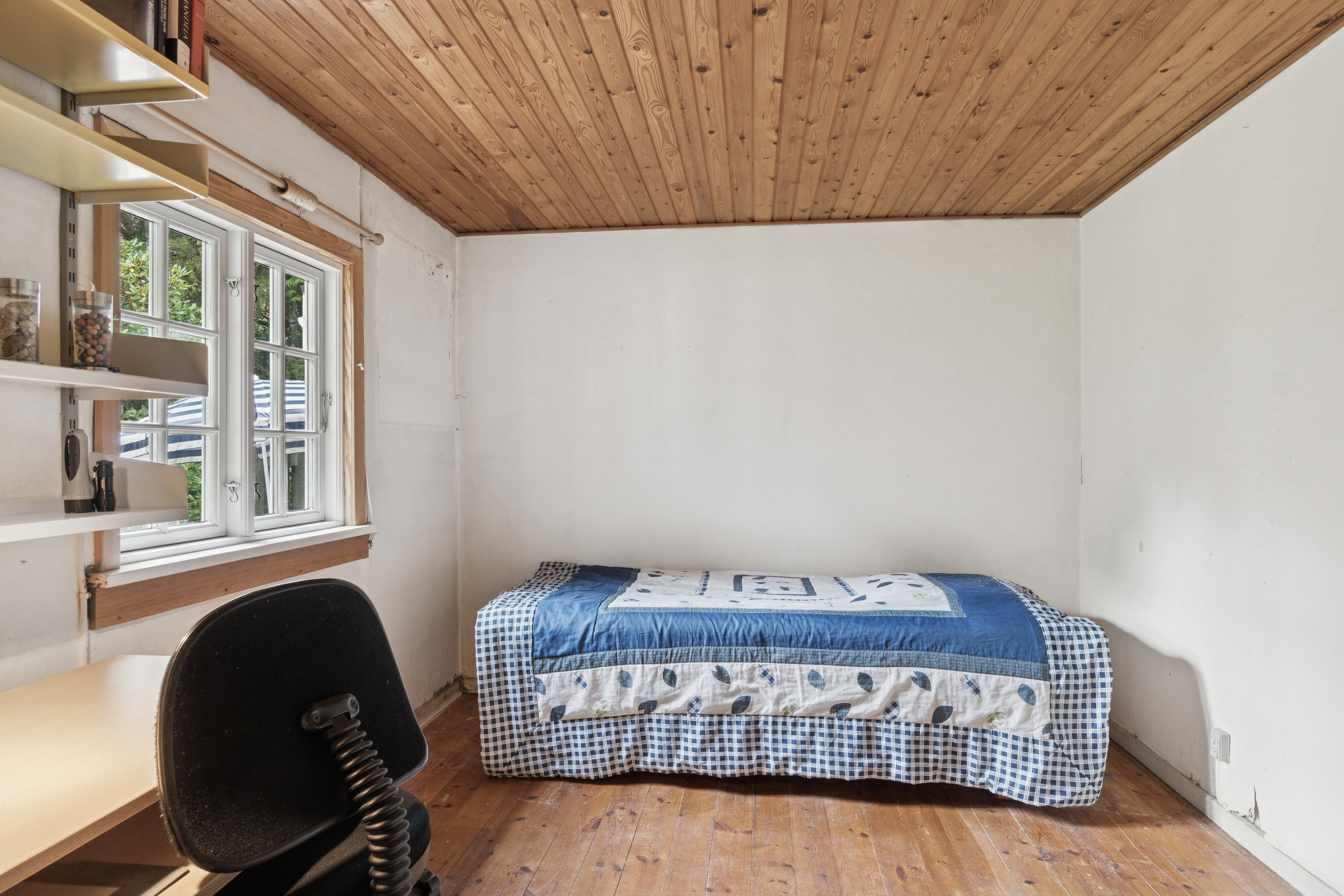 Fremhævet soveværelse billede i fuldskærmstilstand. Billede af Elvervangen 15, 4500 Nykøbing Sj