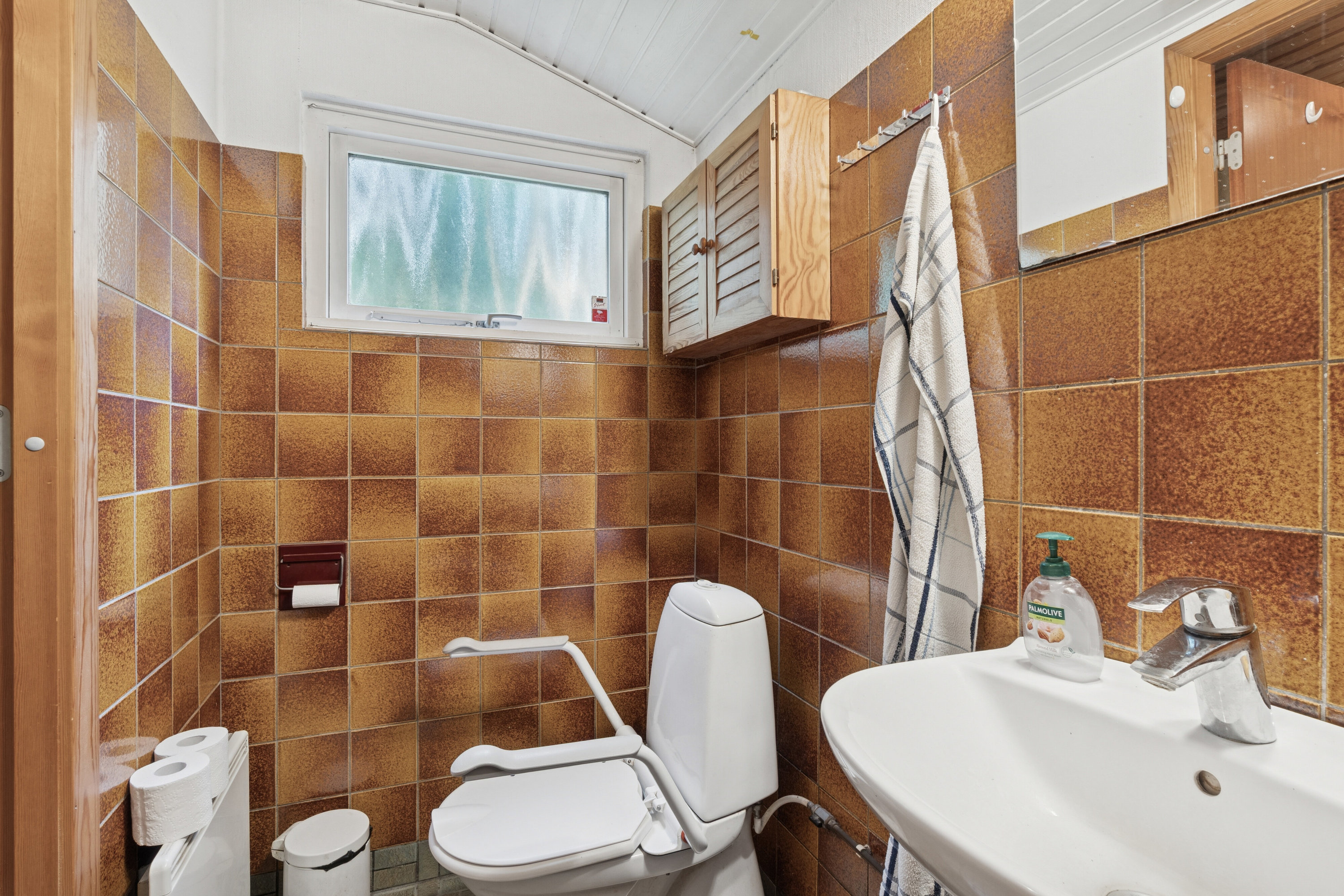 Fremhævet badeværelse billede i fuldskærmstilstand. Billede af Elvervangen 15, 4500 Nykøbing Sj