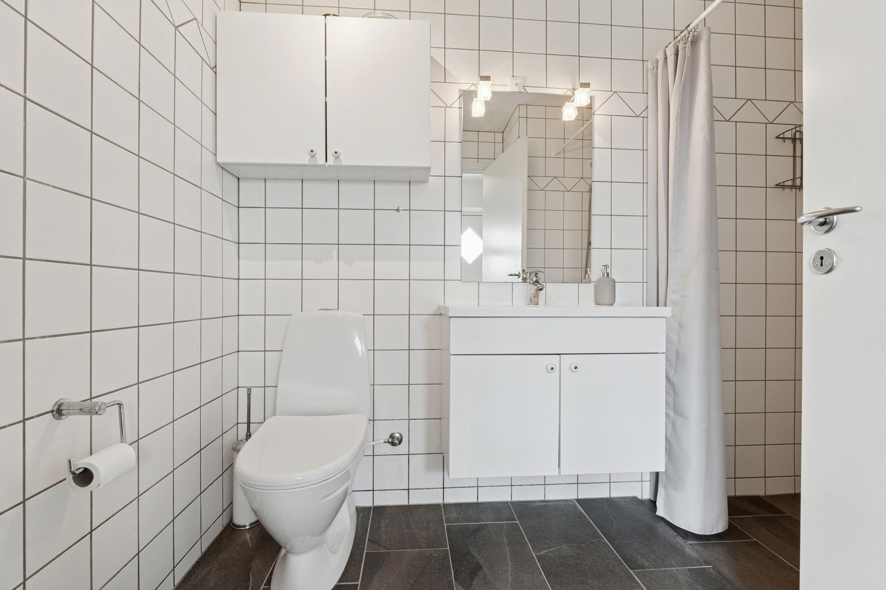 Fremhævet badeværelse billede i fuldskærmstilstand. Billede af Nordstrandsvej 3A, Lohals, 5953 Tranekær