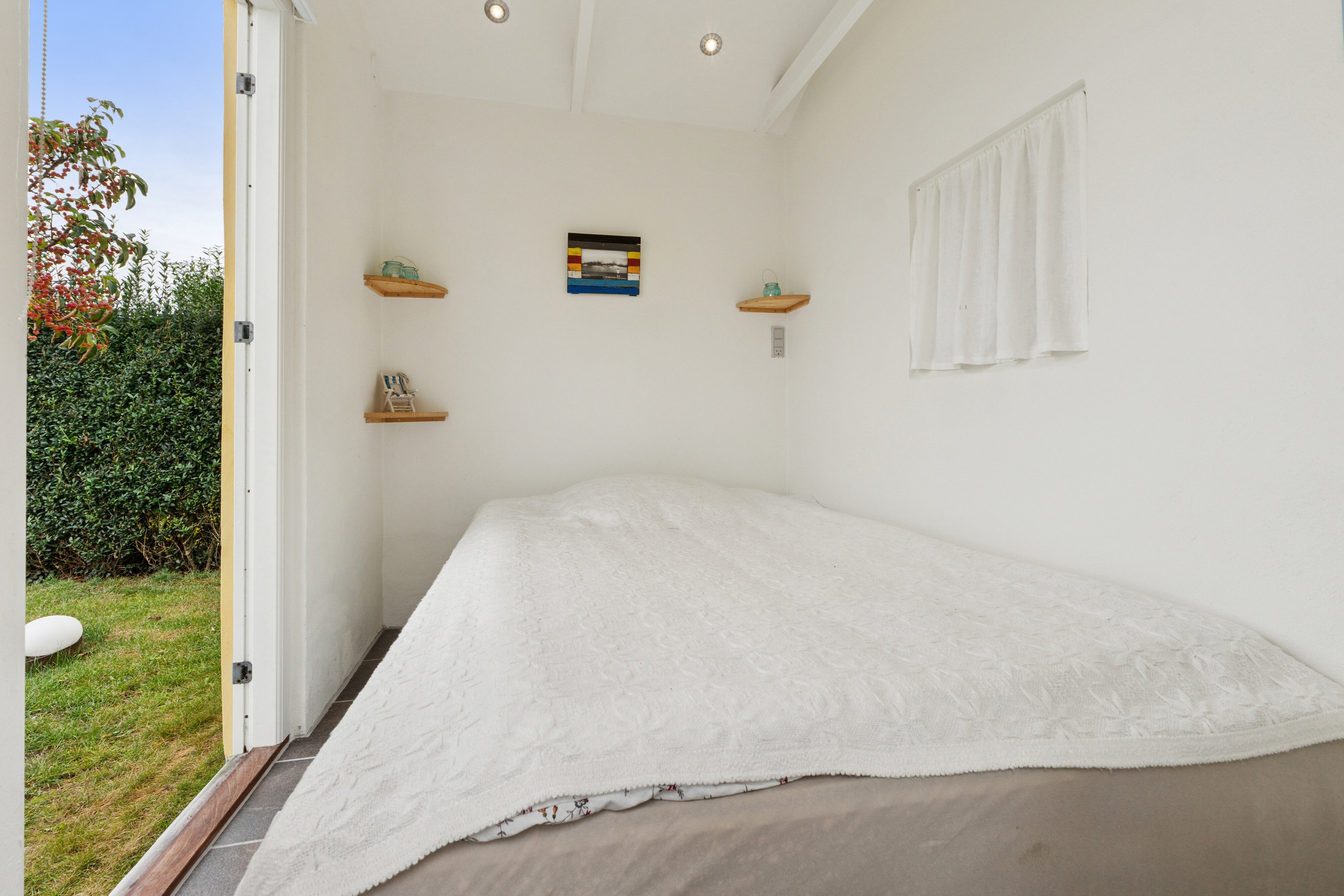 Fremhævet soveværelse billede i fuldskærmstilstand. Billede af Nordstrandsvej 3A, Lohals, 5953 Tranekær