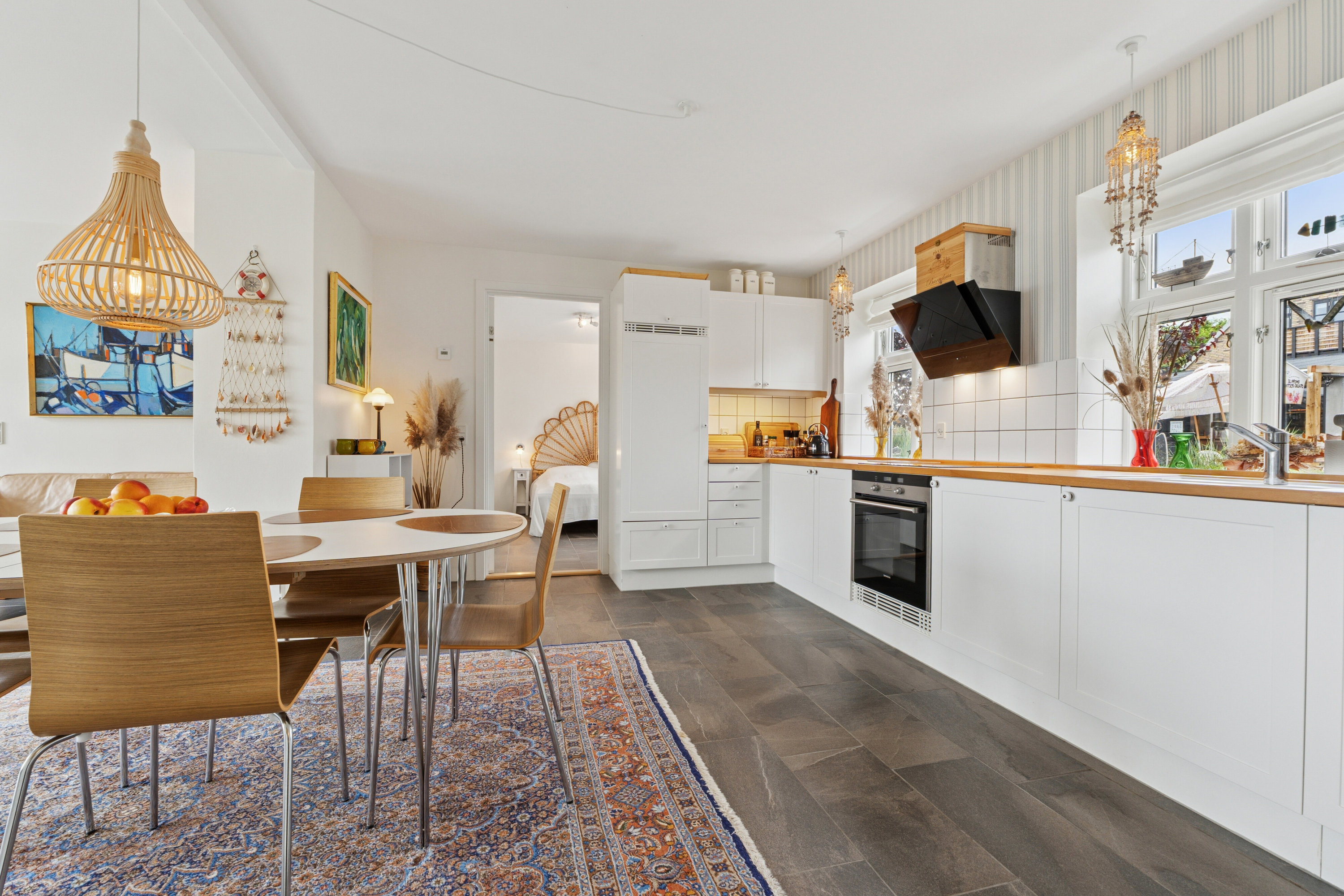 Fremhævet spisestue billede i fuldskærmstilstand. Billede af Nordstrandsvej 3A, Lohals, 5953 Tranekær