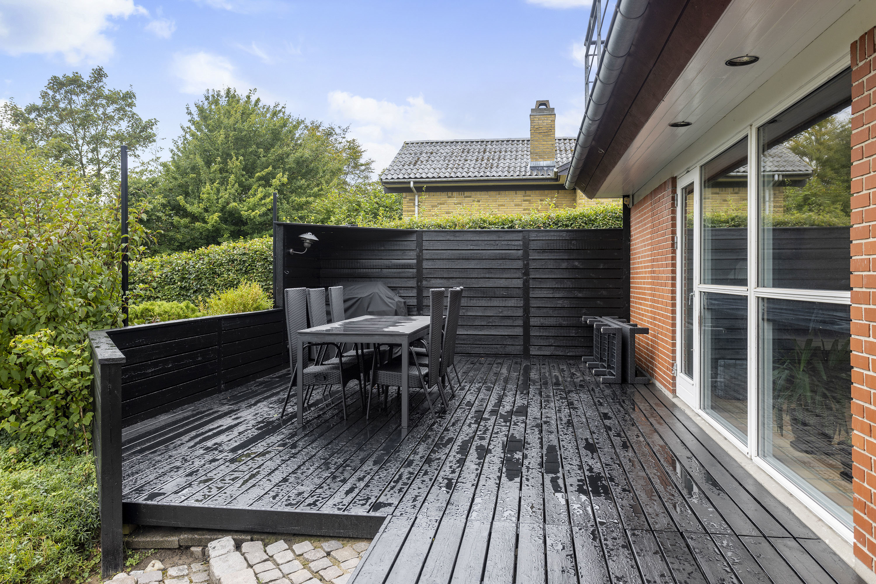 Fremhævet terrasse billede i fuldskærmstilstand. Billede af Grønspættevej 10, 9800 Hjørring