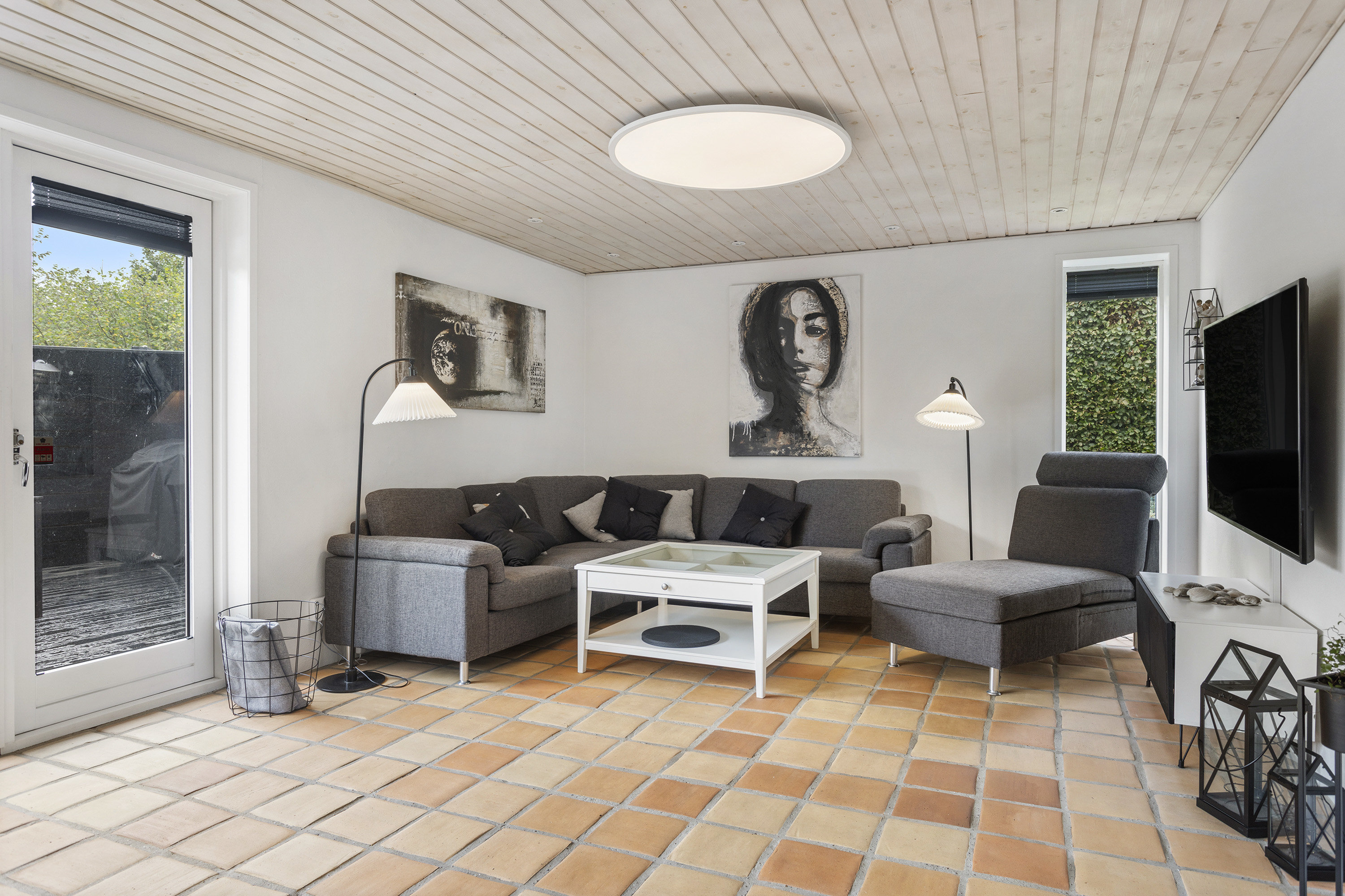 Fremhævet stue billede i fuldskærmstilstand. Billede af Grønspættevej 10, 9800 Hjørring