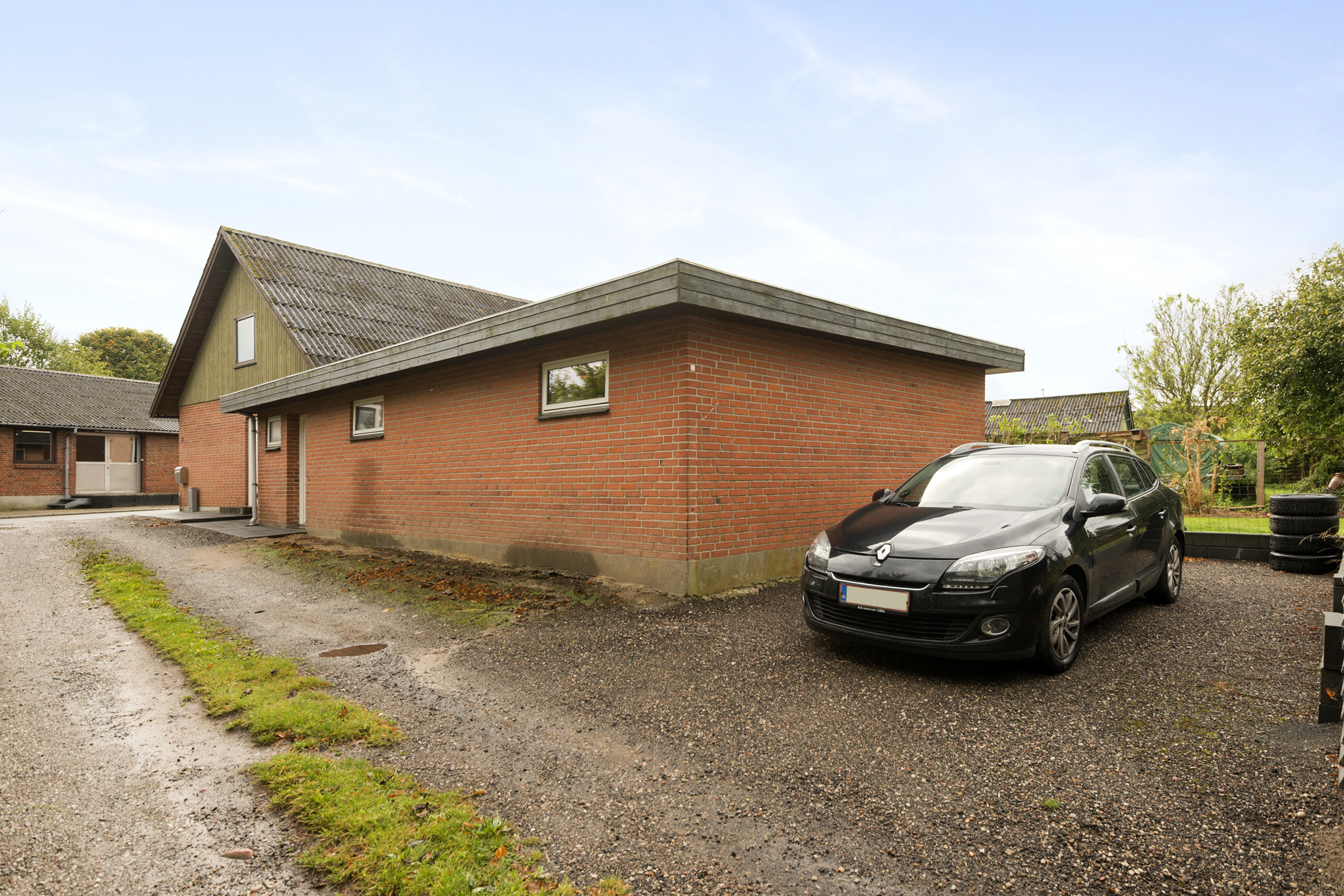 Fremhævet ejendommen billede i fuldskærmstilstand. Billede af Langgade 5, 8350 Hundslund