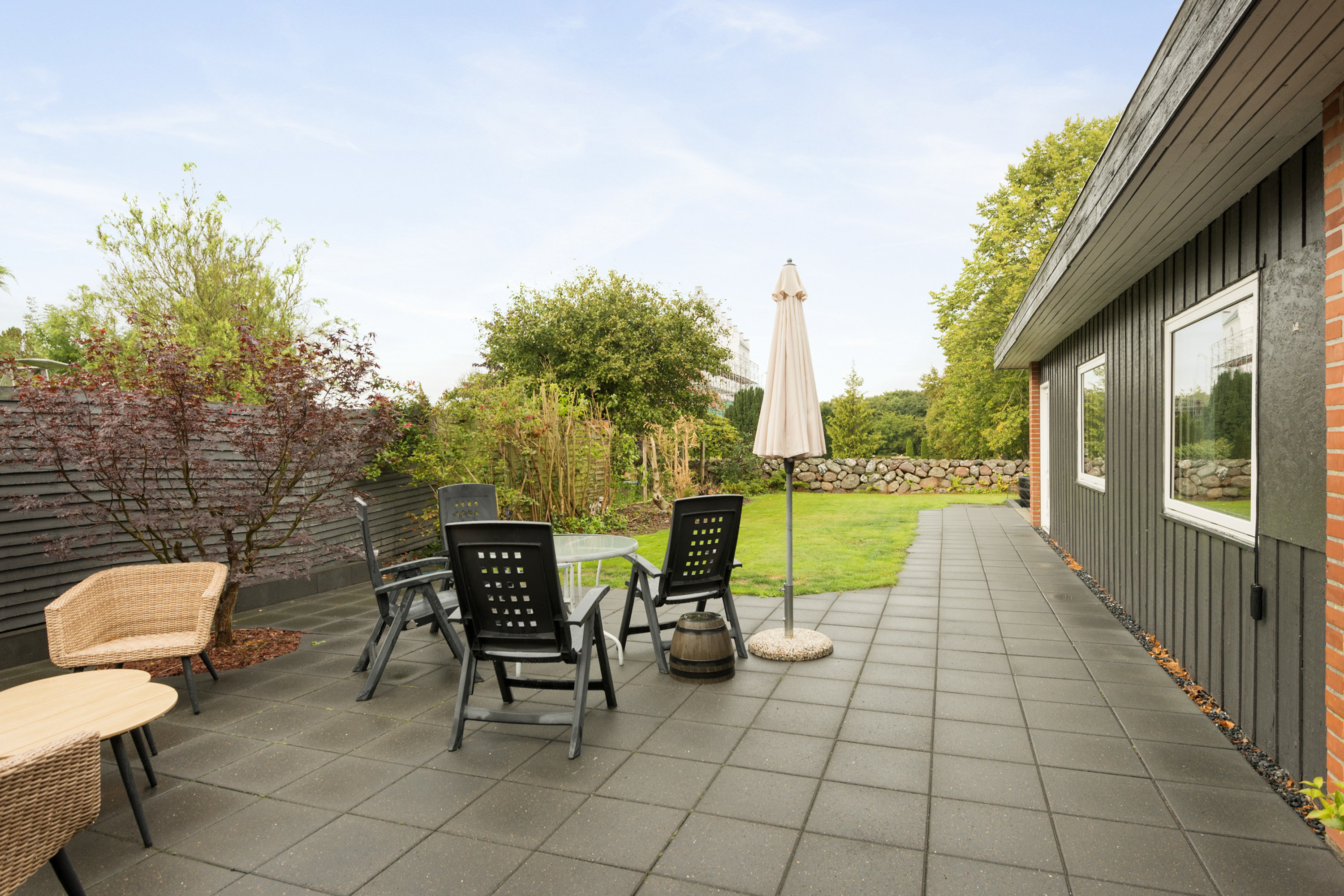 Miniaturebillede 2: ejendommen. Billede af Langgade 5, 8350 Hundslund