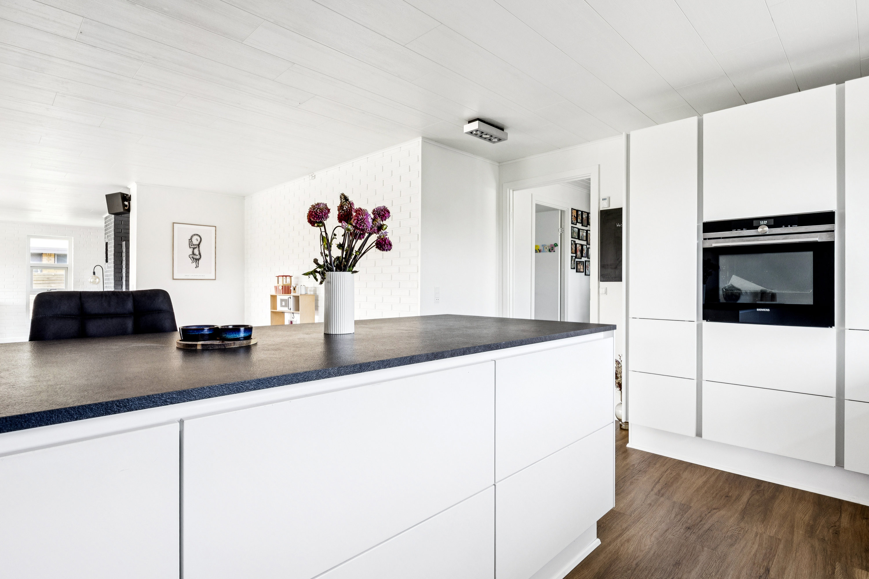 Fremhævet køkken billede i fuldskærmstilstand. Billede af Ærøvej 7, 4600 Køge