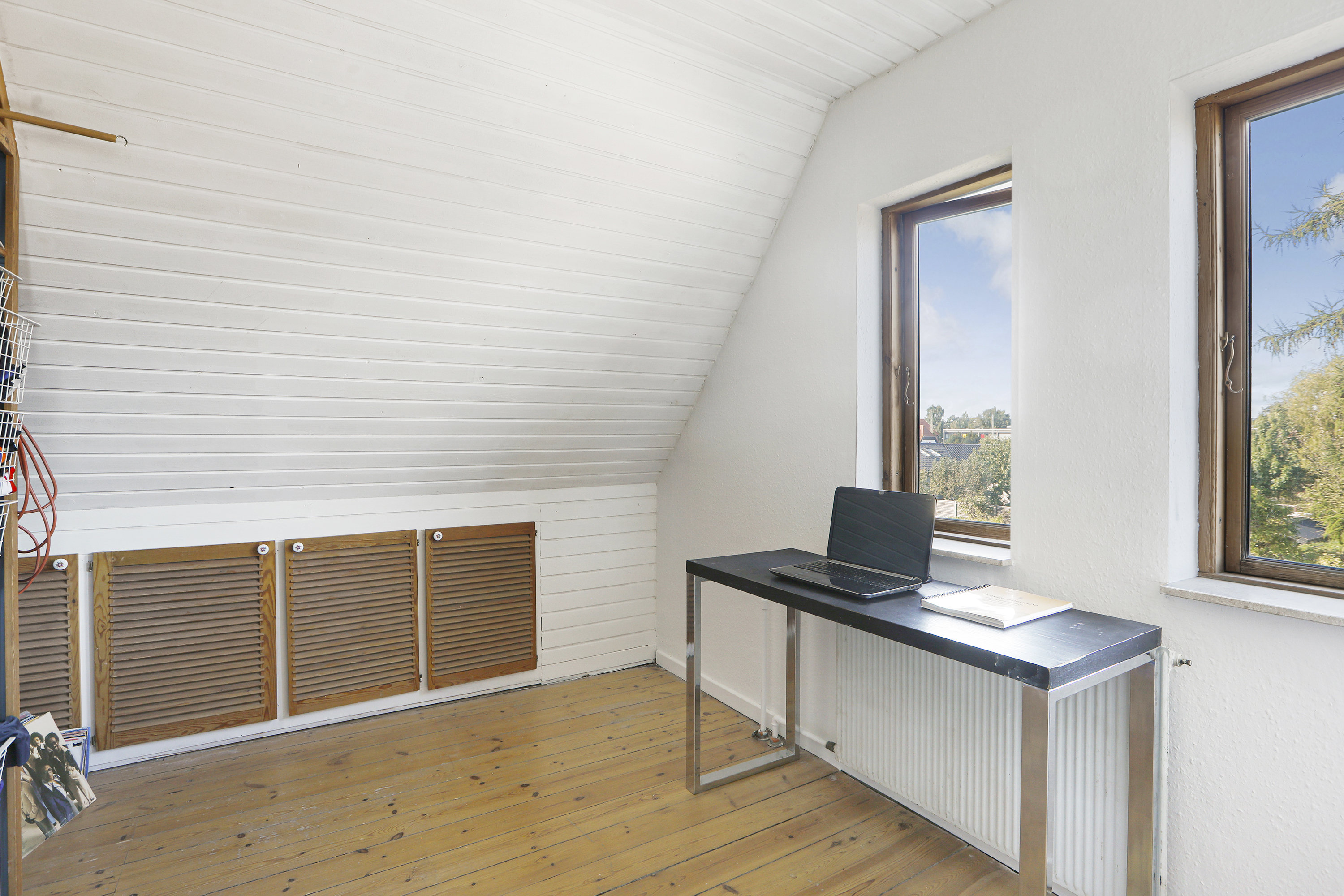 Fremhævet  billede i fuldskærmstilstand. Billede af Uldumvej 37, 2770 Kastrup